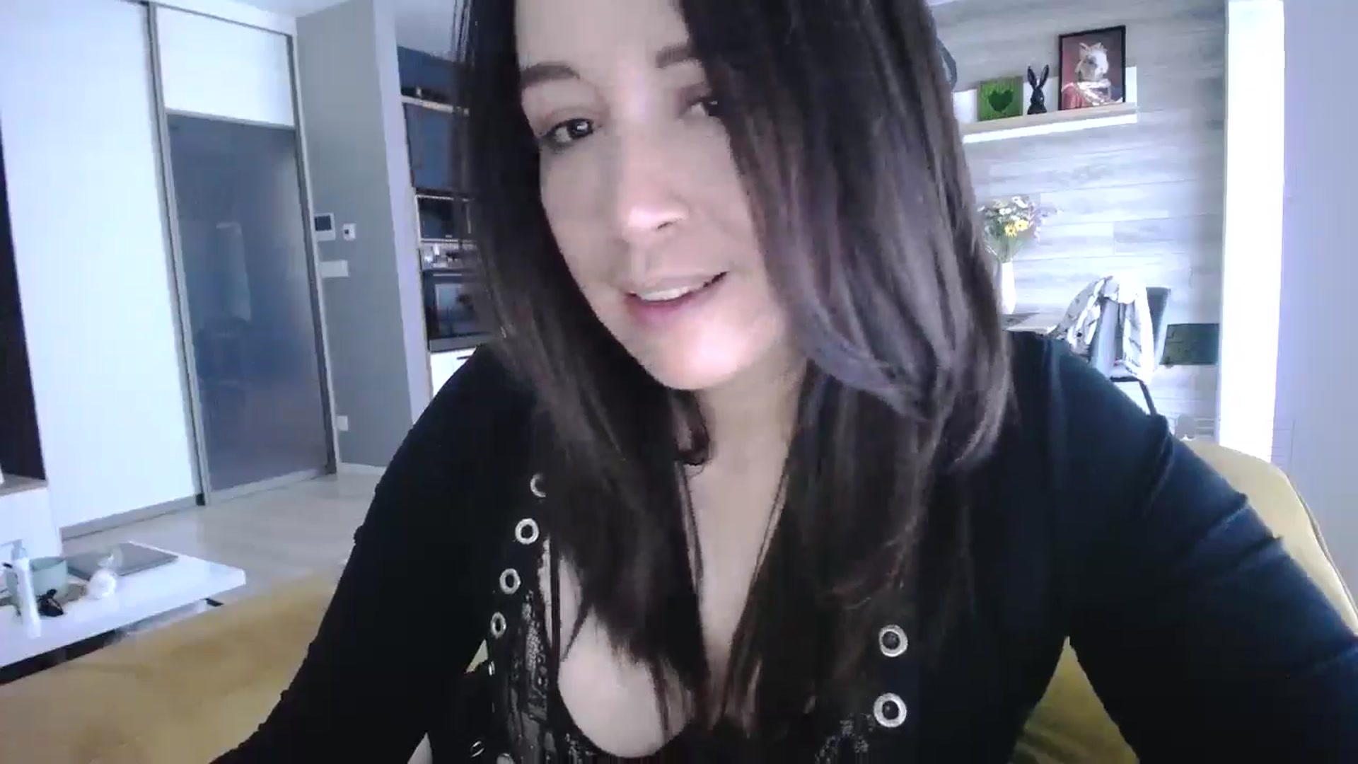 Gallery image thumbnail from Destiny____'s myfreecams stream on, 04/20/2025, 15:34 image 16 of 20