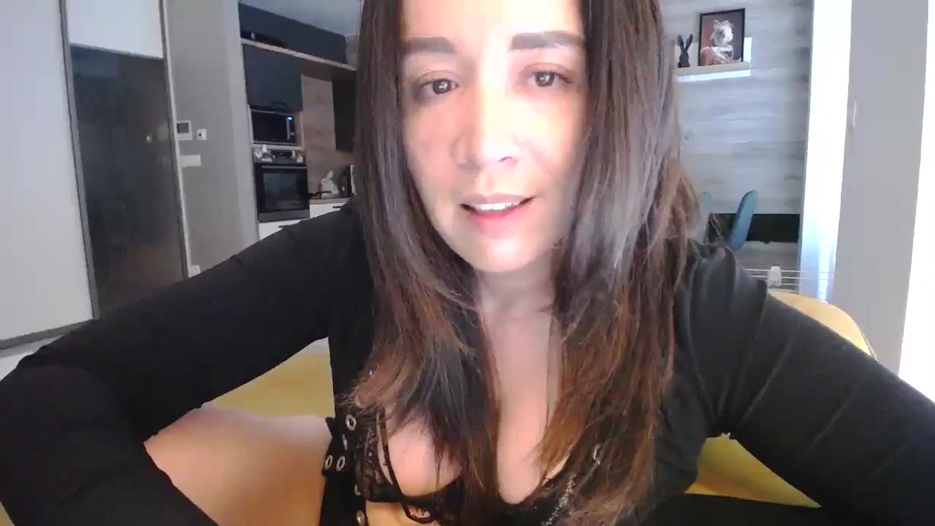 Gallery image thumbnail from Destiny____'s myfreecams stream on, 04/26/2025, 17:38 image 15 of 20