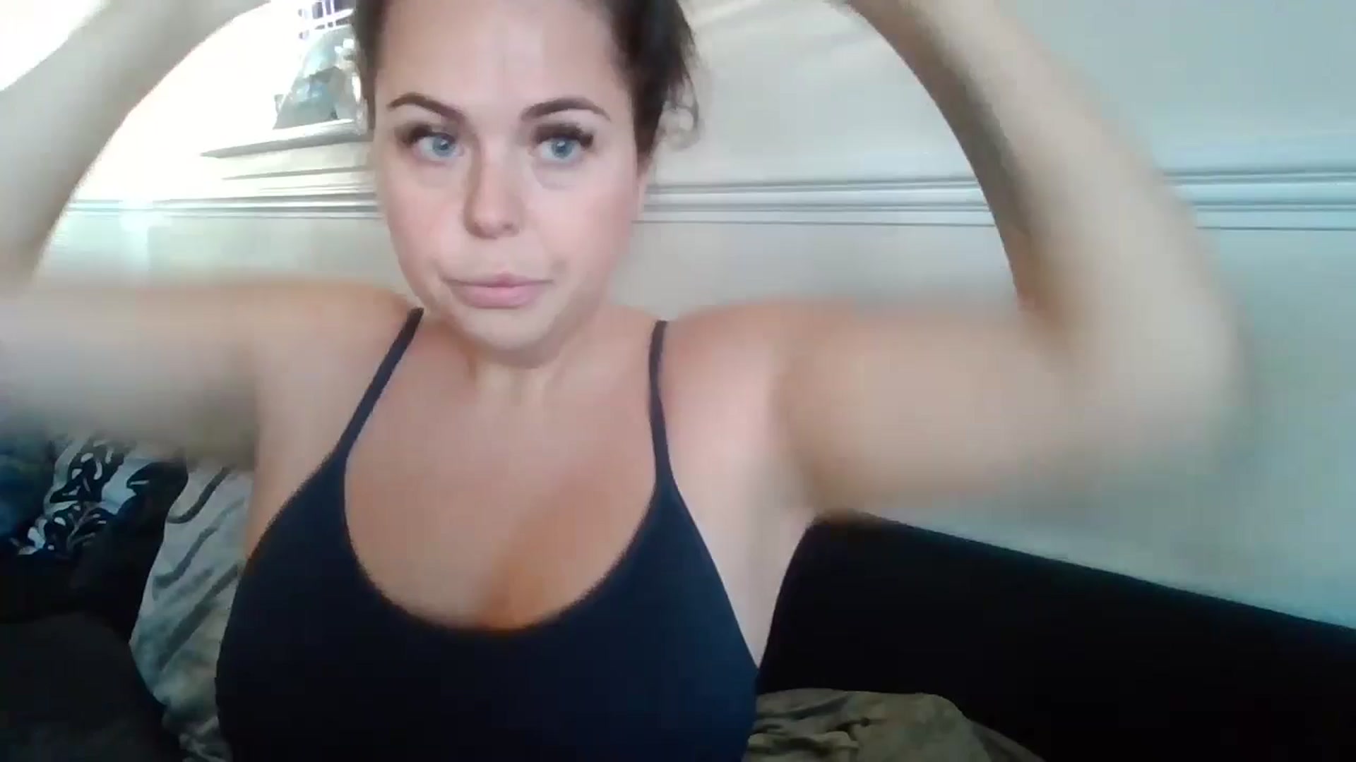 Gallery image thumbnail from Destx1's myfreecams stream on, 11/14/2024, 10:12 image 5 of 20
