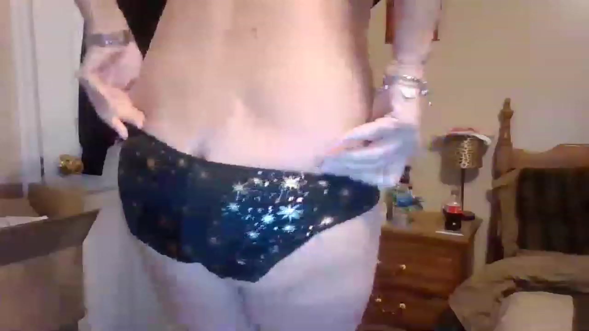 Gallery image thumbnail from DevanRae's myfreecams stream on, 11/20/2022, 22:34 image 4 of 20
