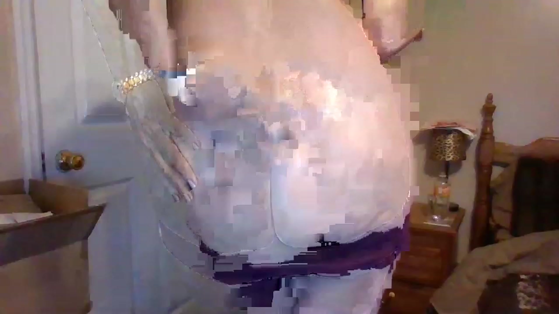 Gallery image thumbnail from DevanRae's myfreecams stream on, 11/28/2022, 22:33 image 19 of 20