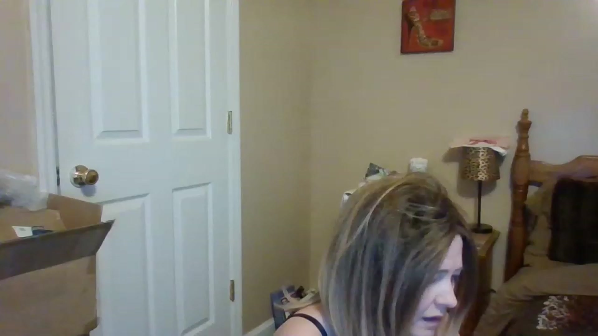 Gallery image thumbnail from DevanRae's myfreecams stream on, 01/12/2023, 22:37 image 2 of 20