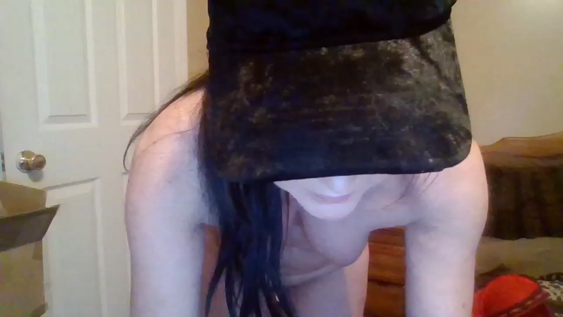 Gallery image thumbnail from DevanRae's myfreecams stream on, 02/04/2023, 24:12 image 10 of 20