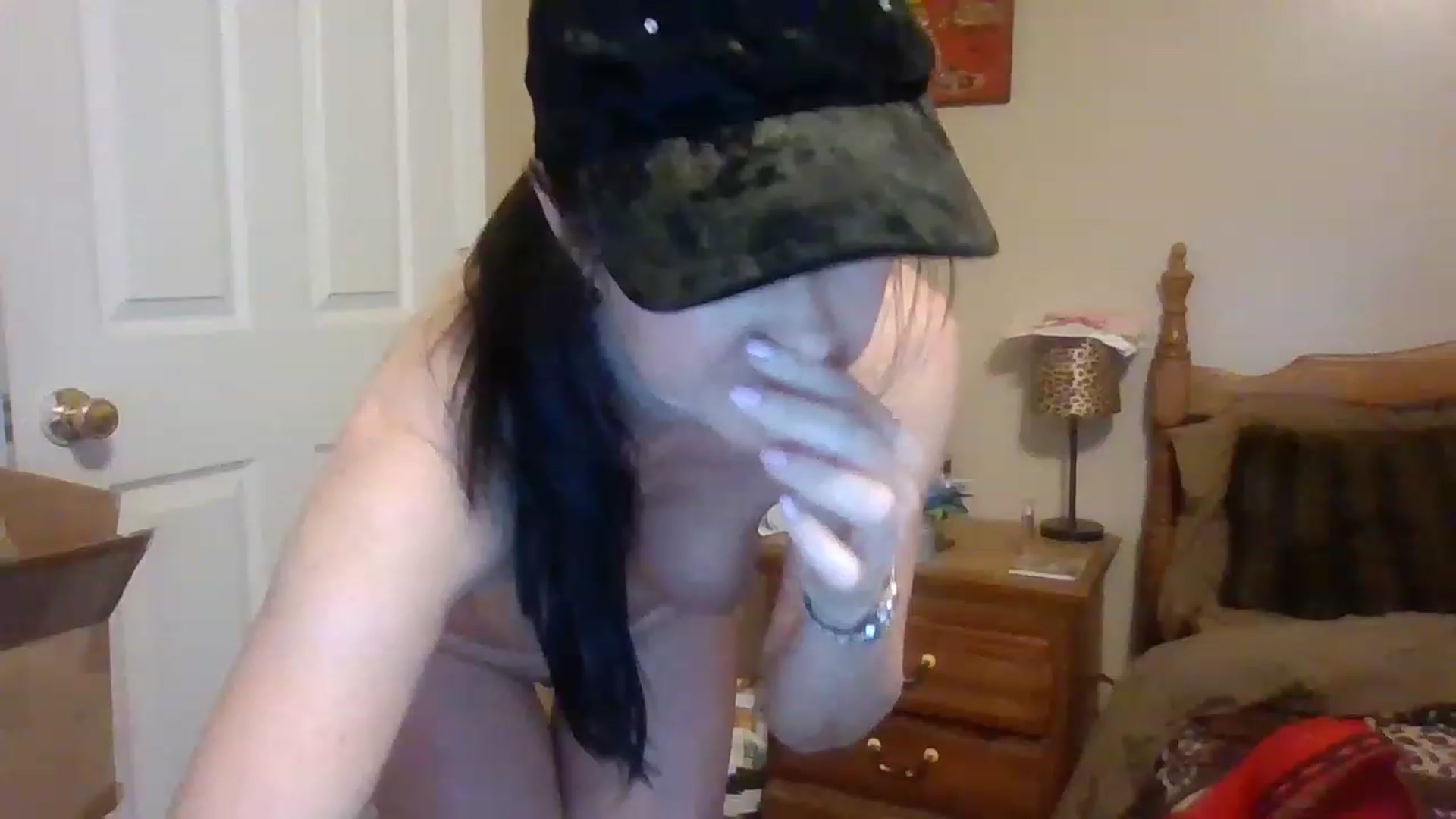 Gallery image thumbnail from DevanRae's myfreecams stream on, 02/04/2023, 24:12 image 18 of 20