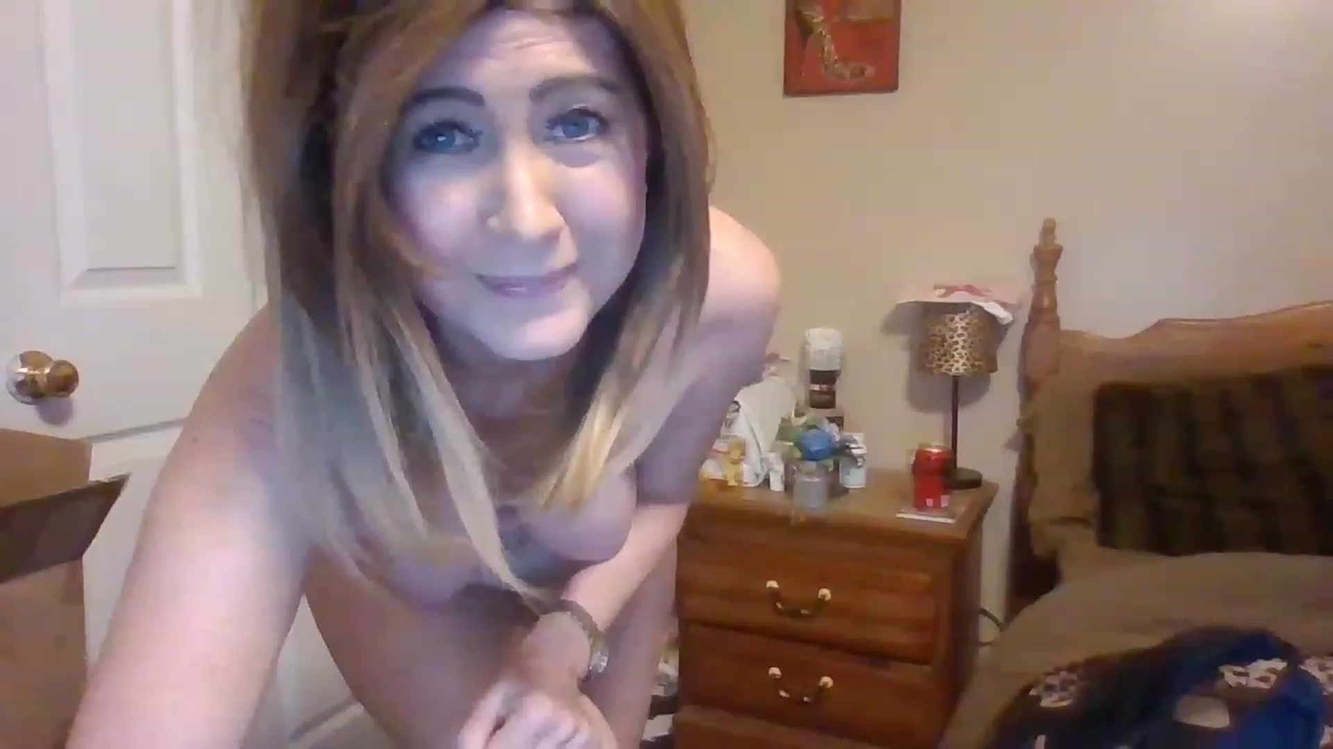 Gallery image thumbnail from DevanRae's myfreecams stream on, 02/12/2023, 24:06 image 4 of 20