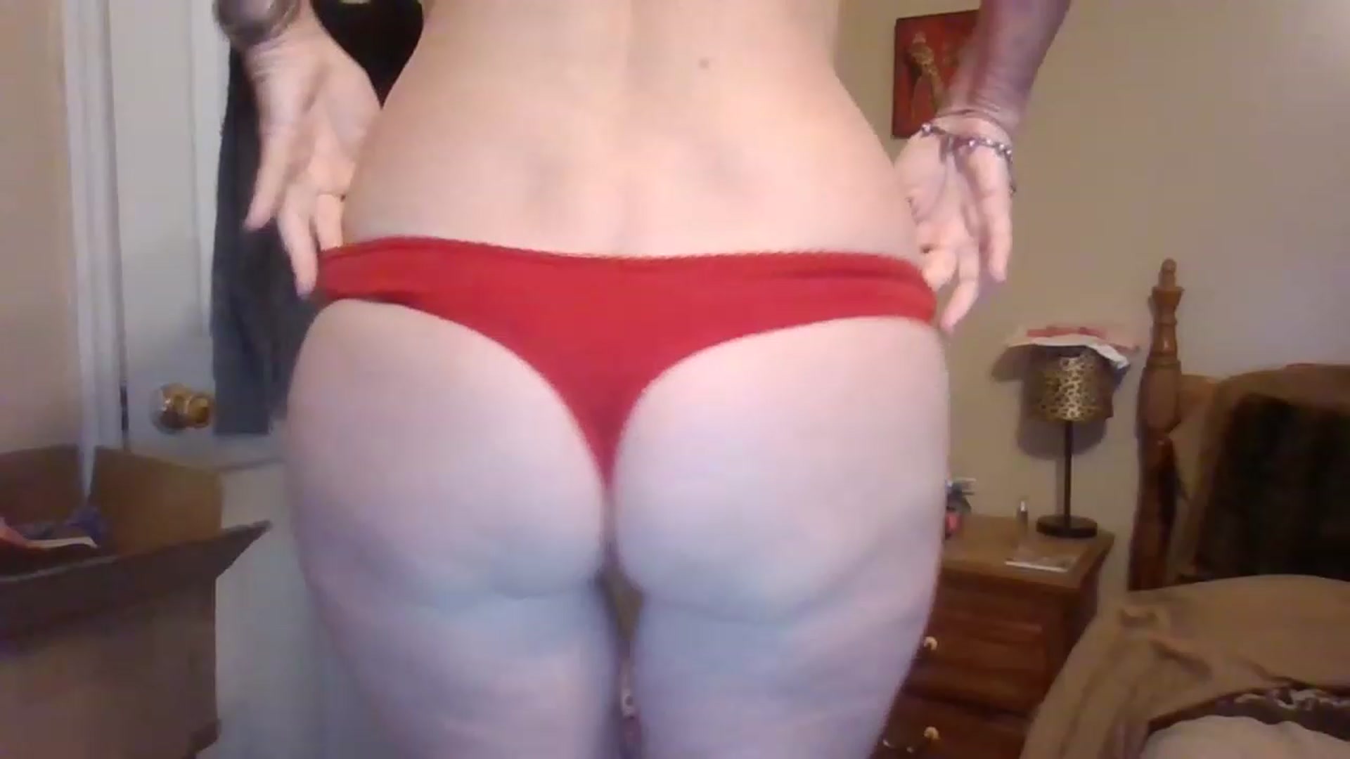 Gallery image thumbnail from DevanRae's myfreecams stream on, 03/12/2023, 17:12 image 12 of 20