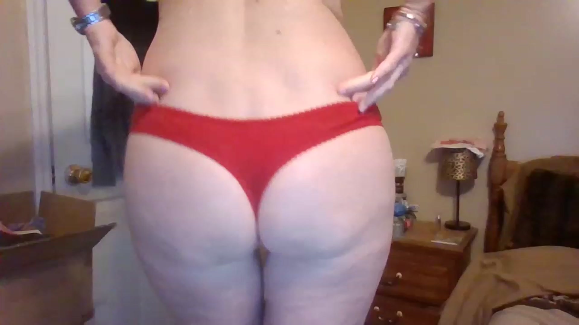 Gallery image thumbnail from DevanRae's myfreecams stream on, 03/12/2023, 17:12 image 2 of 20