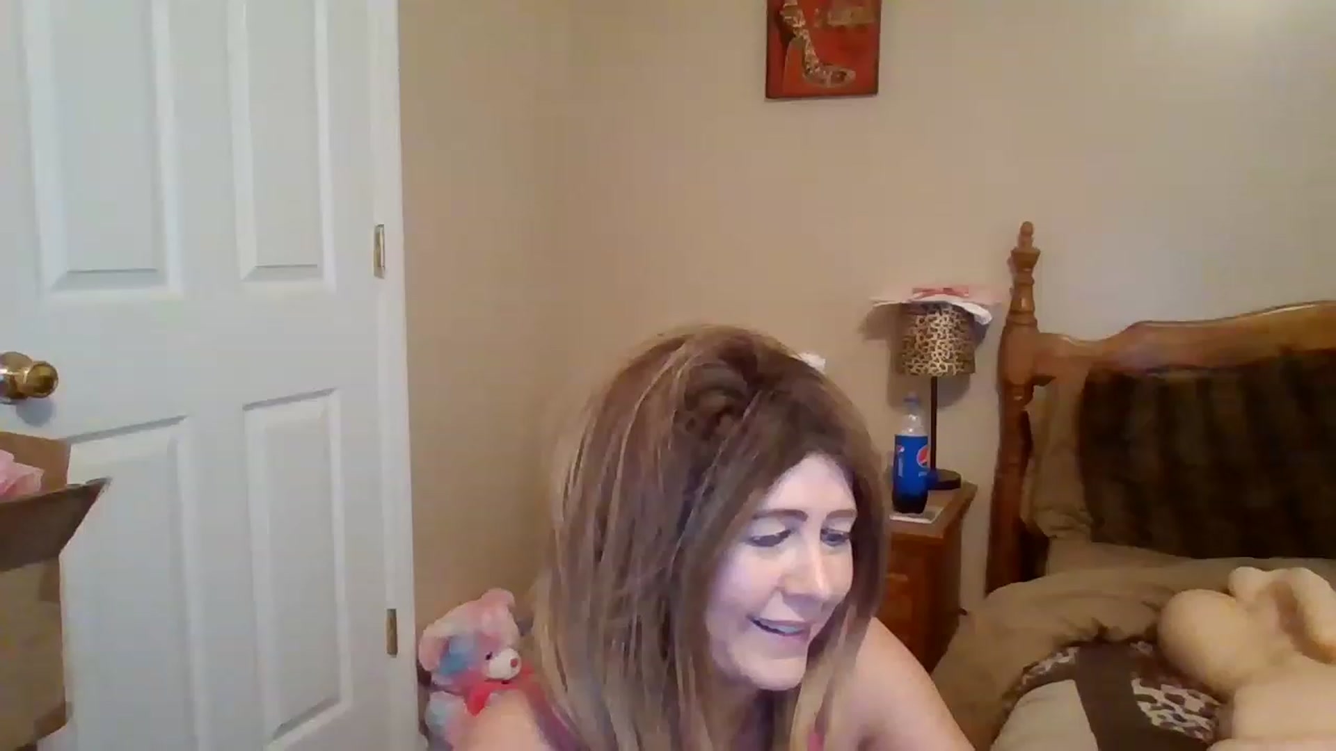 Gallery image thumbnail from DevanRae's myfreecams stream on, 05/13/2023, 21:43 image 15 of 20