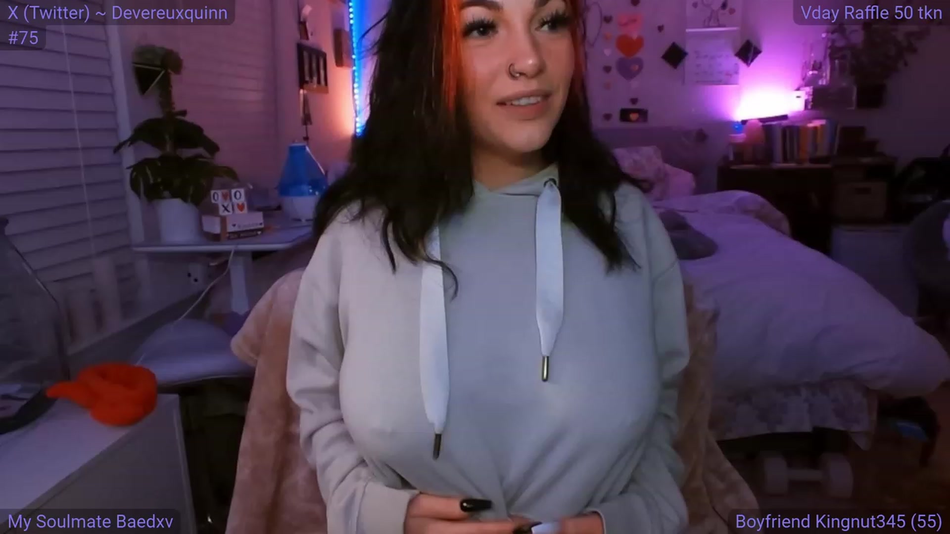 Gallery image thumbnail from DevereuxQ's myfreecams stream on, 02/24/2024, 08:13 image 1 of 20