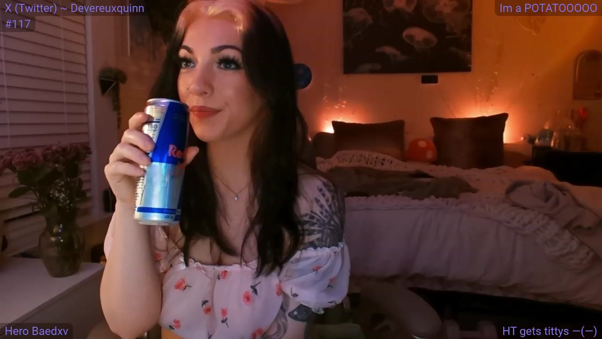 Gallery image thumbnail from DevereuxQ's myfreecams stream on, 03/10/2024, 05:52 image 5 of 20