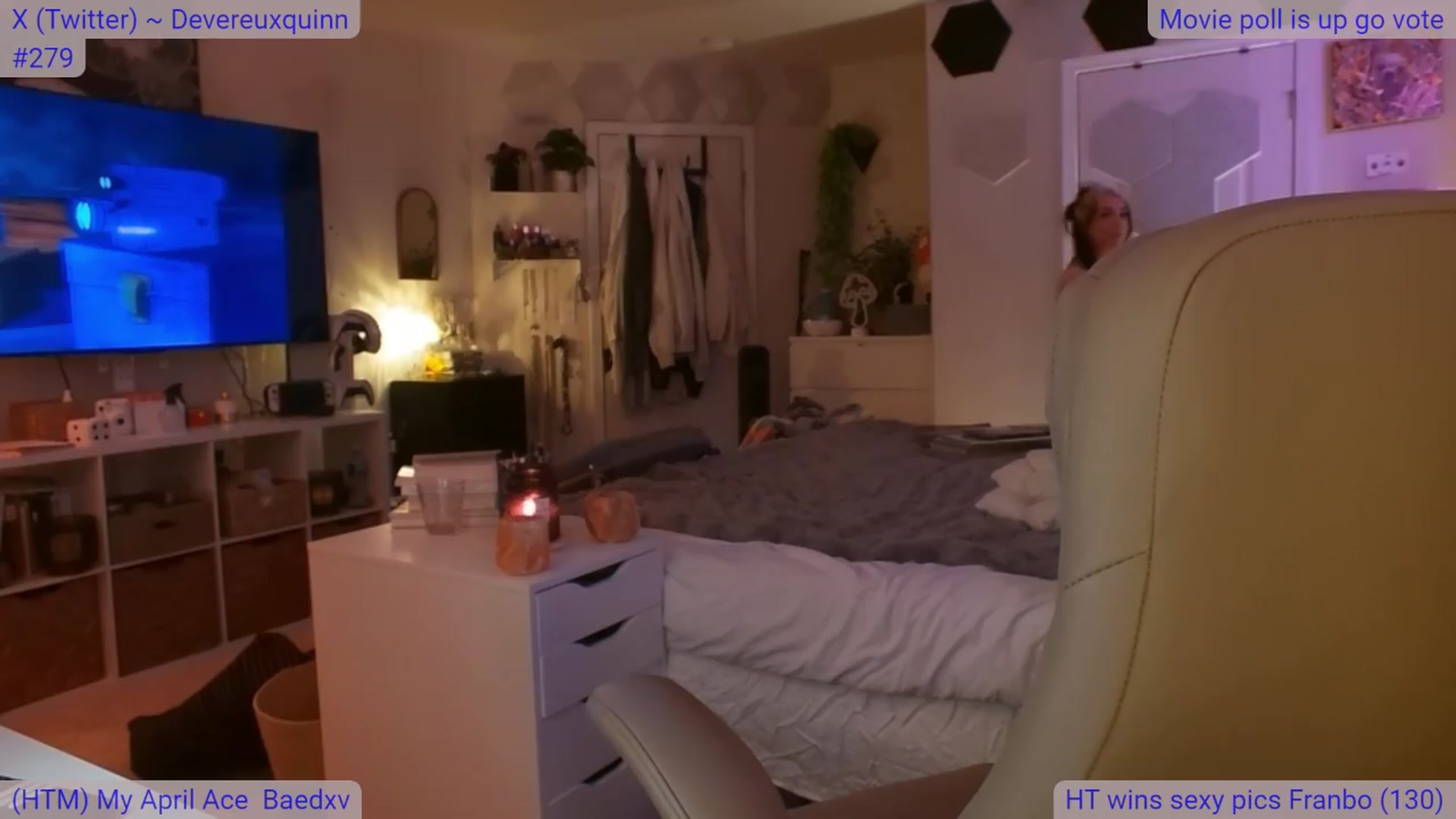 Gallery image thumbnail from DevereuxQ's myfreecams stream on, 04/07/2024, 06:38 image 3 of 20