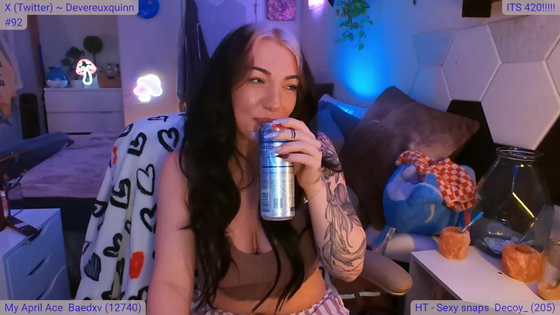 Gallery image thumbnail from DevereuxQ's myfreecams stream on, 04/21/2024, 05:40 image 11 of 20