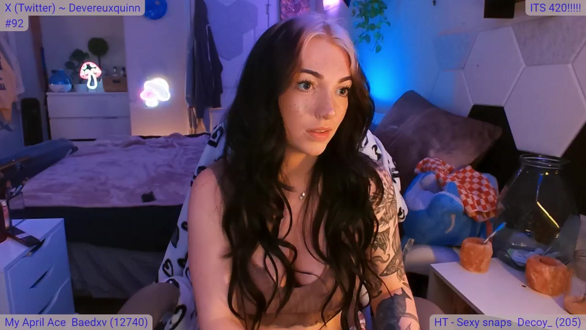 Gallery image thumbnail from DevereuxQ's myfreecams stream on, 04/21/2024, 05:40 image 6 of 20