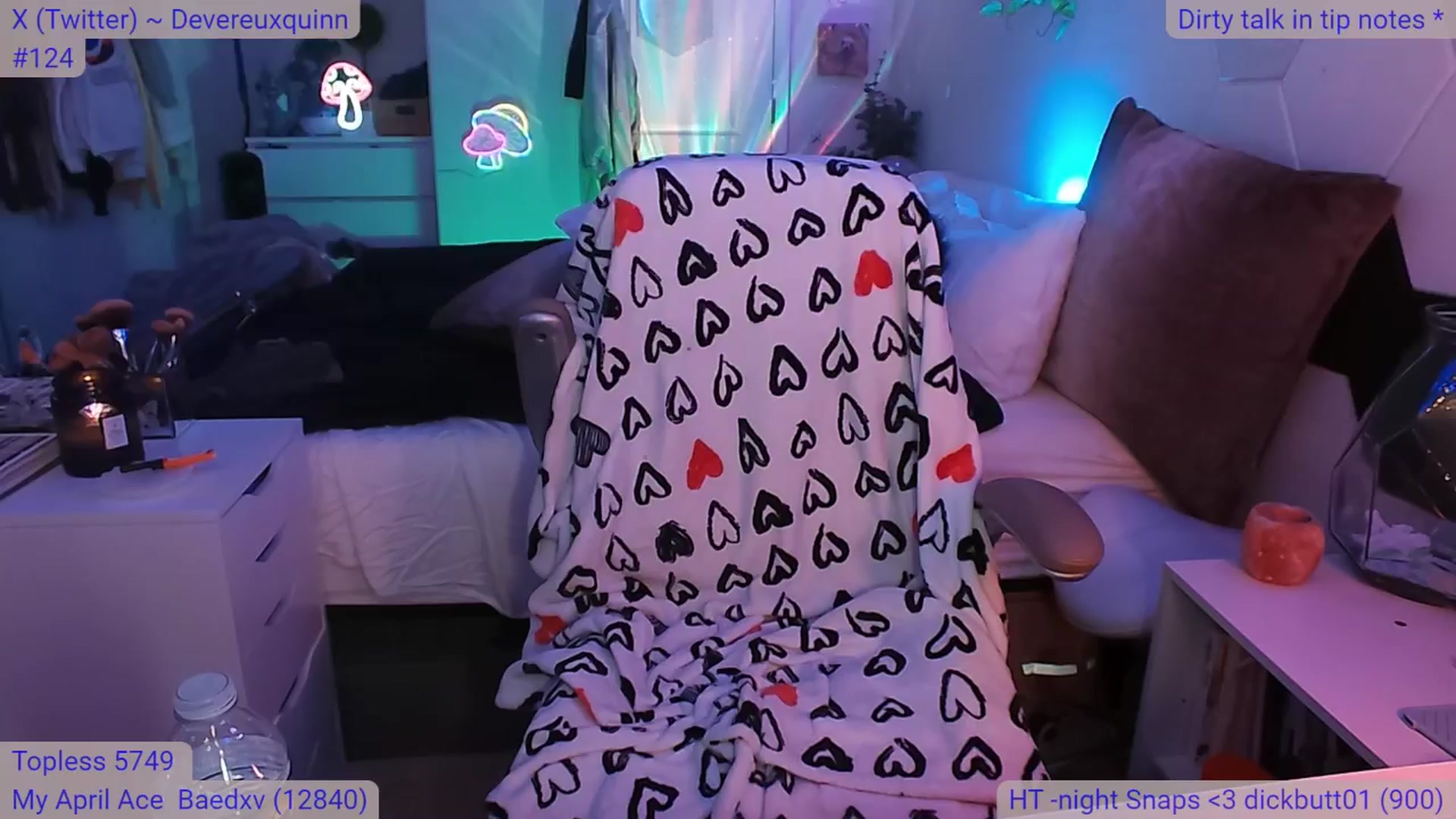 Gallery image thumbnail from DevereuxQ's myfreecams stream on, 04/30/2024, 07:37 image 4 of 20