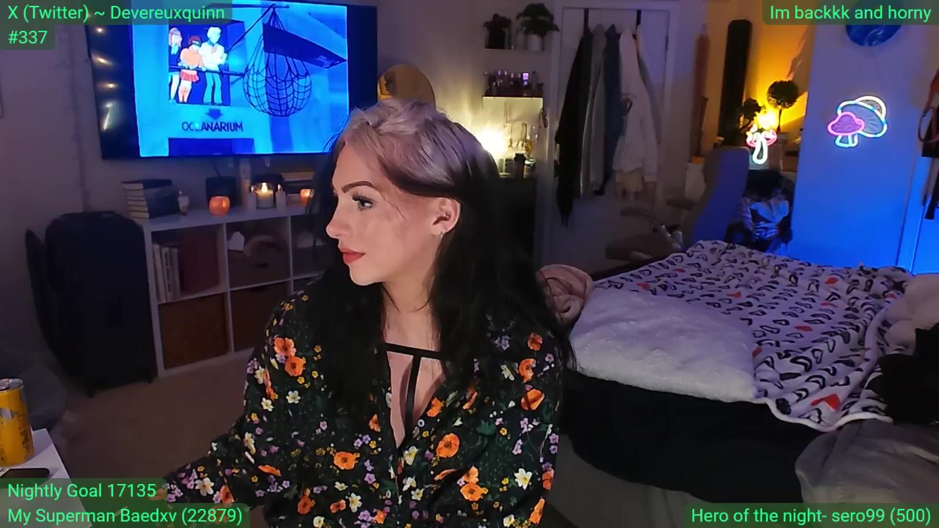 Gallery image thumbnail from DevereuxQ's myfreecams stream on, 05/15/2024, 08:00 image 6 of 20