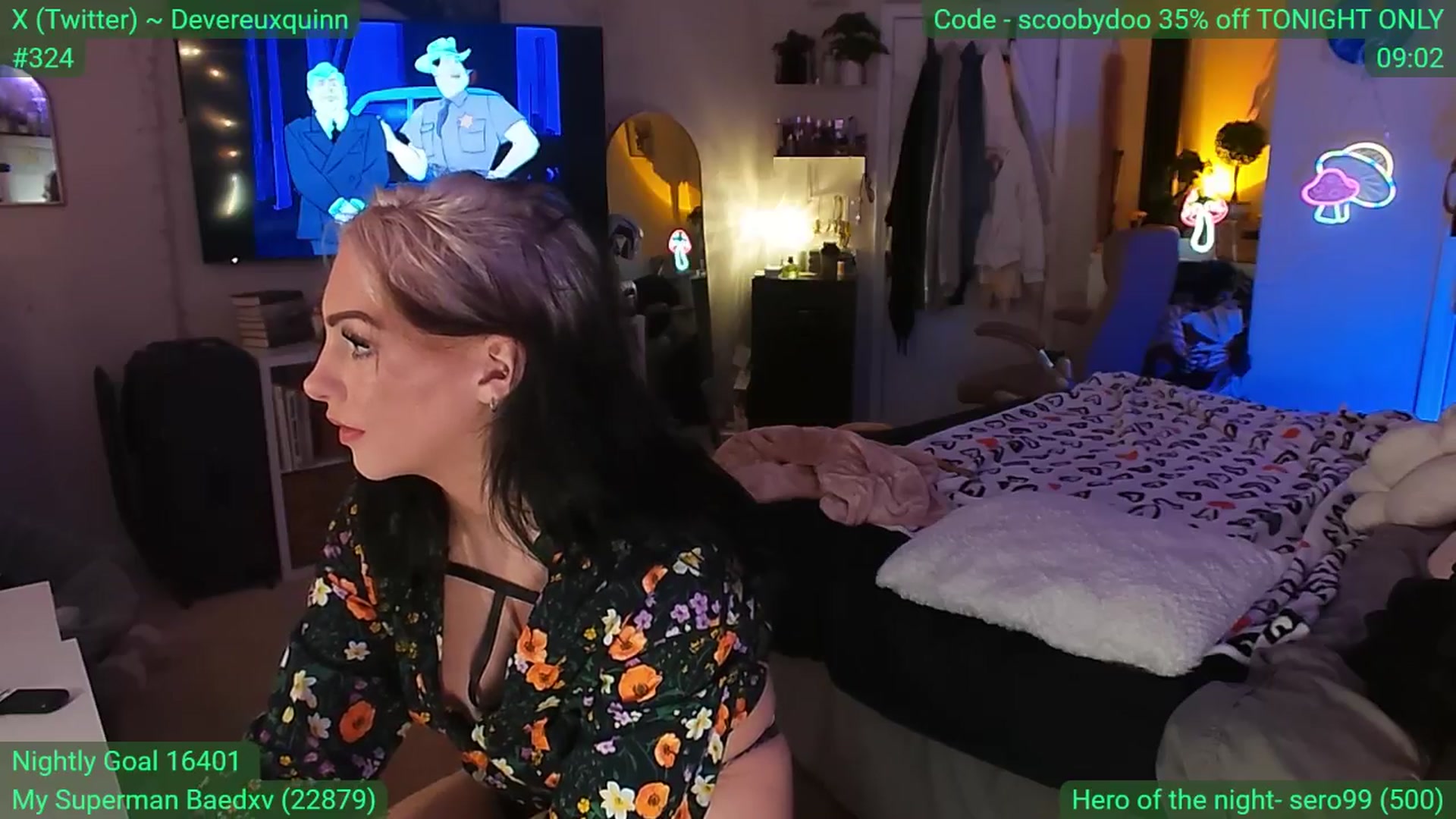 Gallery image thumbnail from DevereuxQ's myfreecams stream on, 05/15/2024, 08:00 image 14 of 20