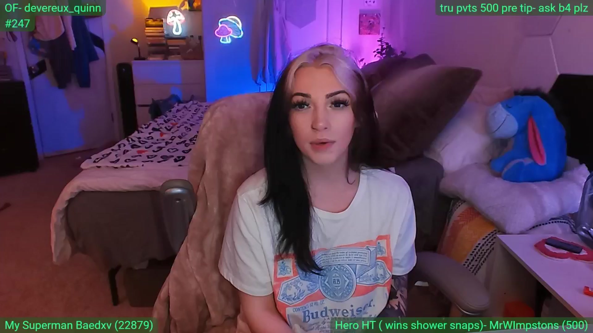 Gallery image thumbnail from DevereuxQ's myfreecams stream on, 05/19/2024, 09:21 image 3 of 20