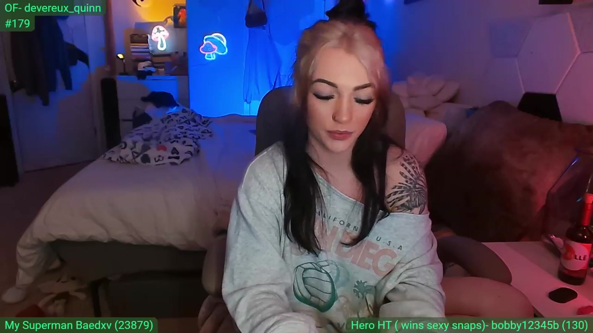 Gallery image thumbnail from DevereuxQ's myfreecams stream on, 05/23/2024, 04:56 image 14 of 20