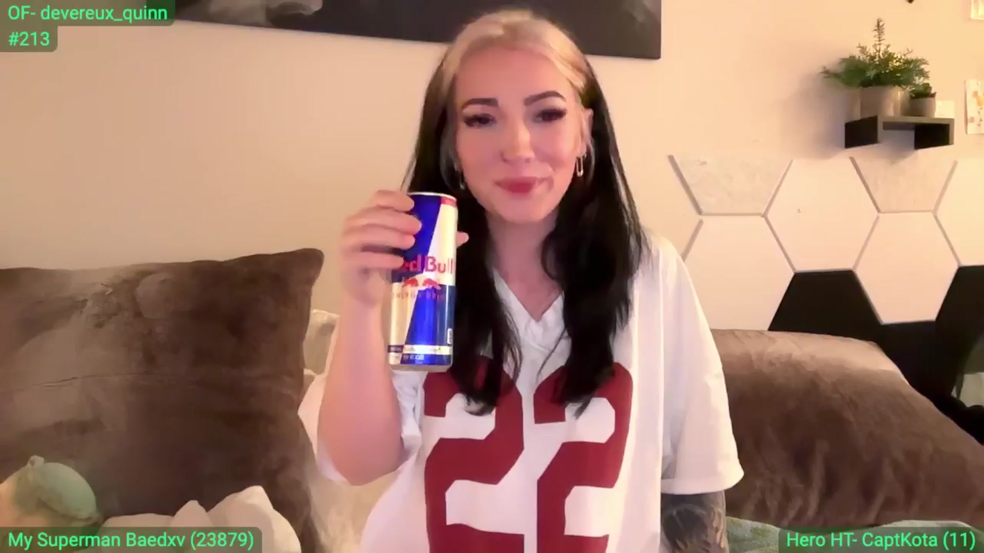 Gallery image thumbnail from DevereuxQ's myfreecams stream on, 05/25/2024, 05:52 image 9 of 20