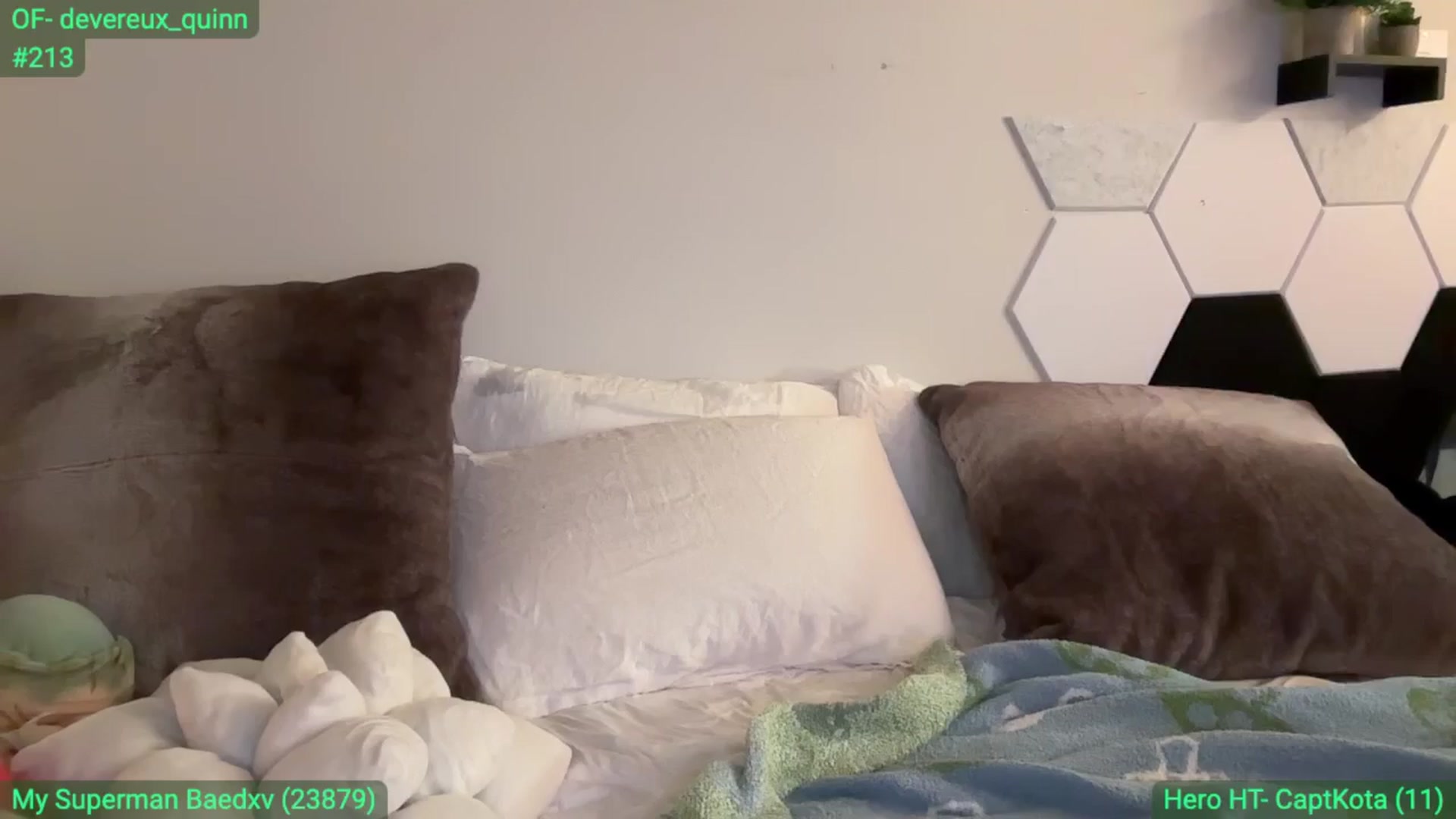 Gallery image thumbnail from DevereuxQ's myfreecams stream on, 05/25/2024, 05:52 image 8 of 20