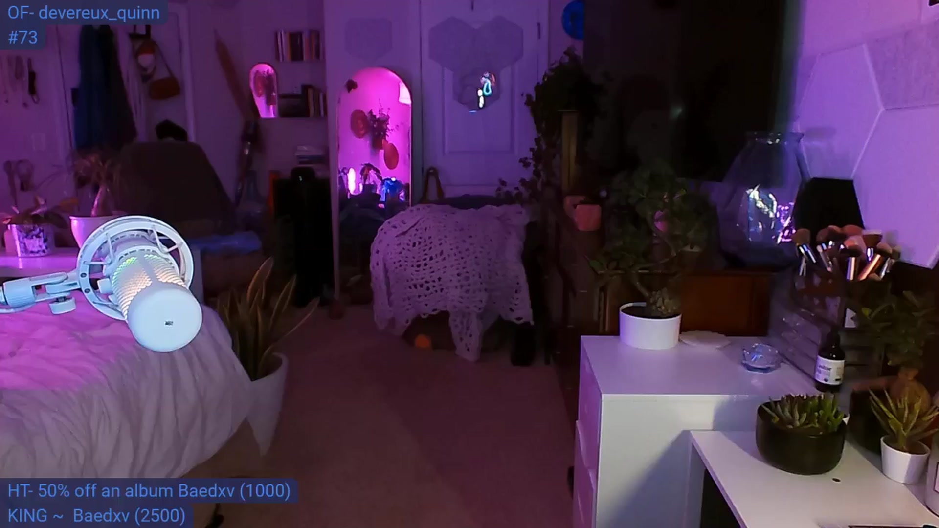 Gallery image thumbnail from DevereuxQ's myfreecams stream on, 07/02/2024, 07:35 image 12 of 20