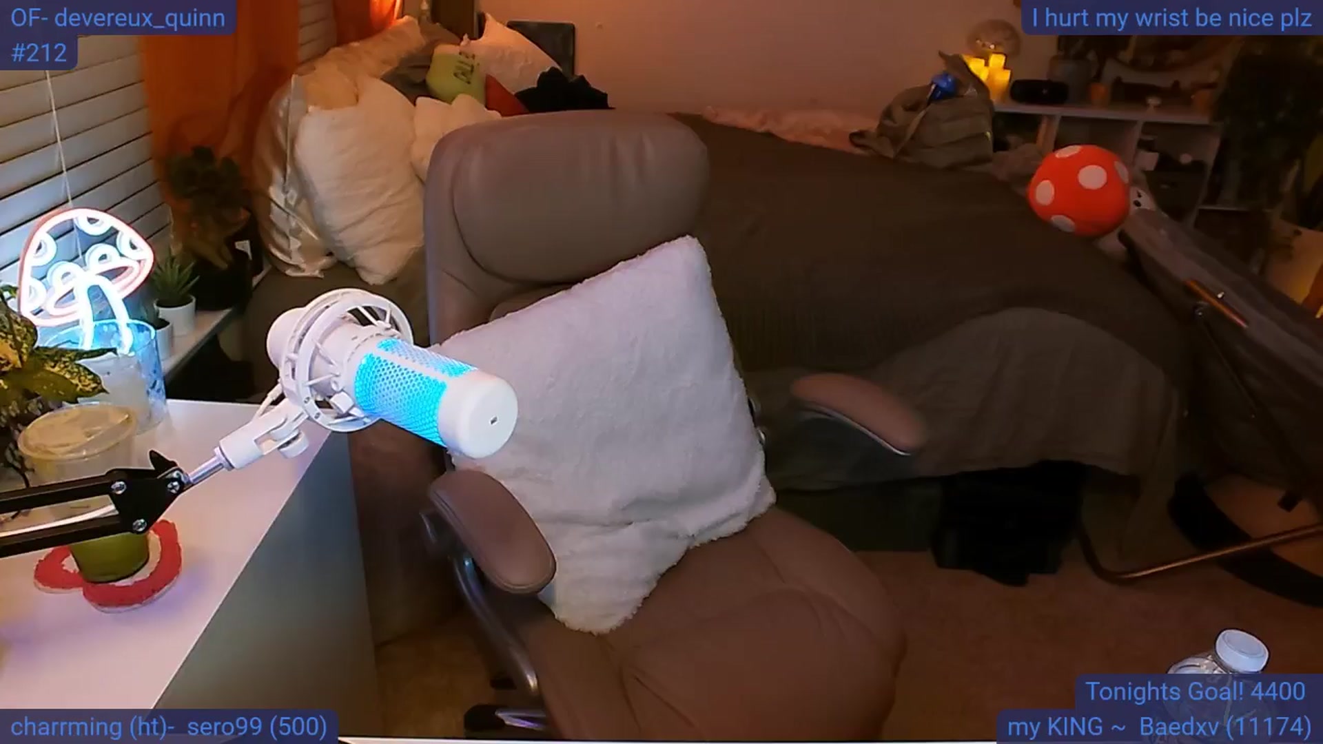 Gallery image thumbnail from DevereuxQ's myfreecams stream on, 07/13/2024, 02:58 image 17 of 20