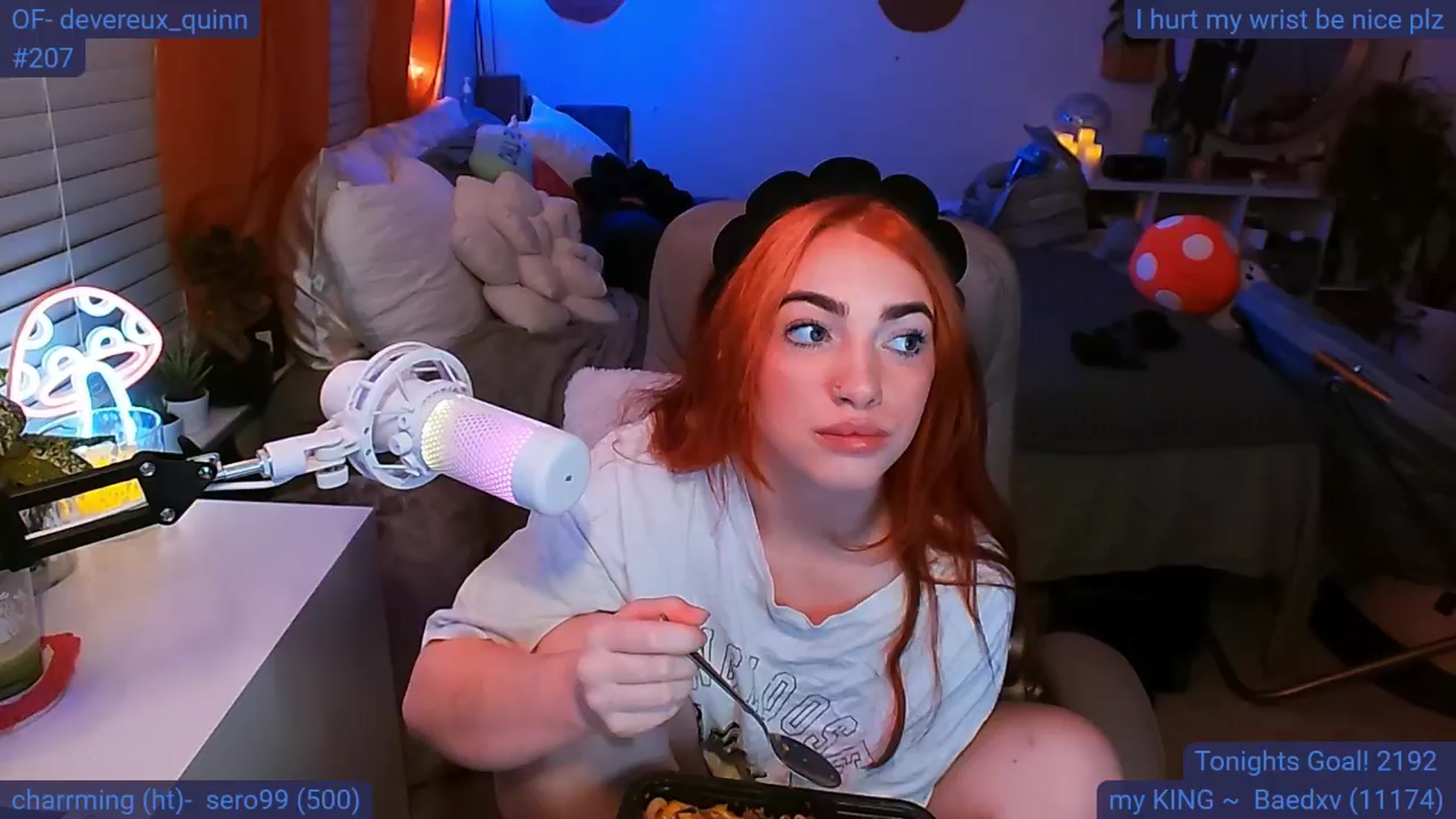 Gallery image thumbnail from DevereuxQ's myfreecams stream on, 07/13/2024, 05:13 image 3 of 20