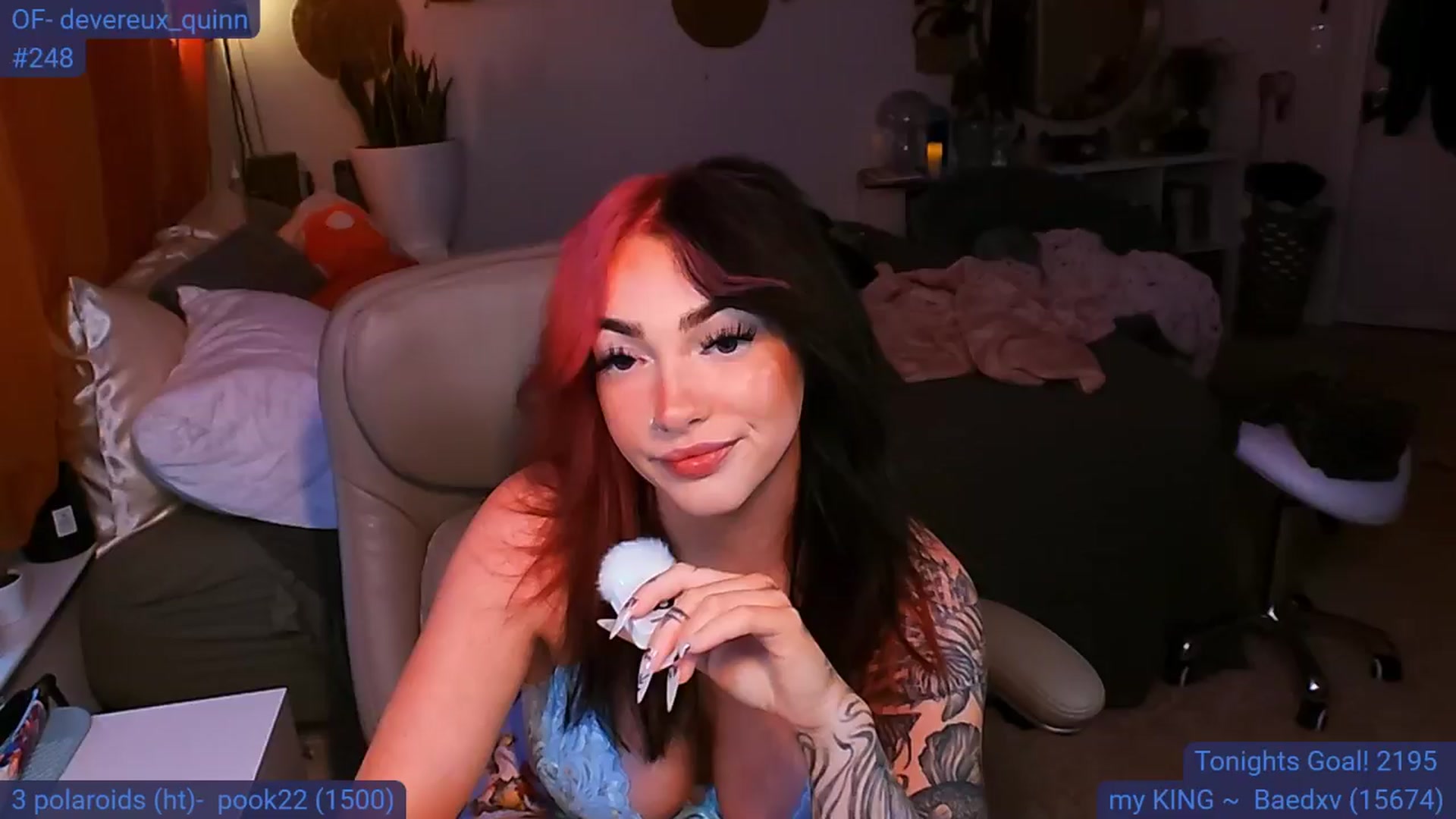 Gallery image thumbnail from DevereuxQ's myfreecams stream on, 07/17/2024, 04:54 image 6 of 20