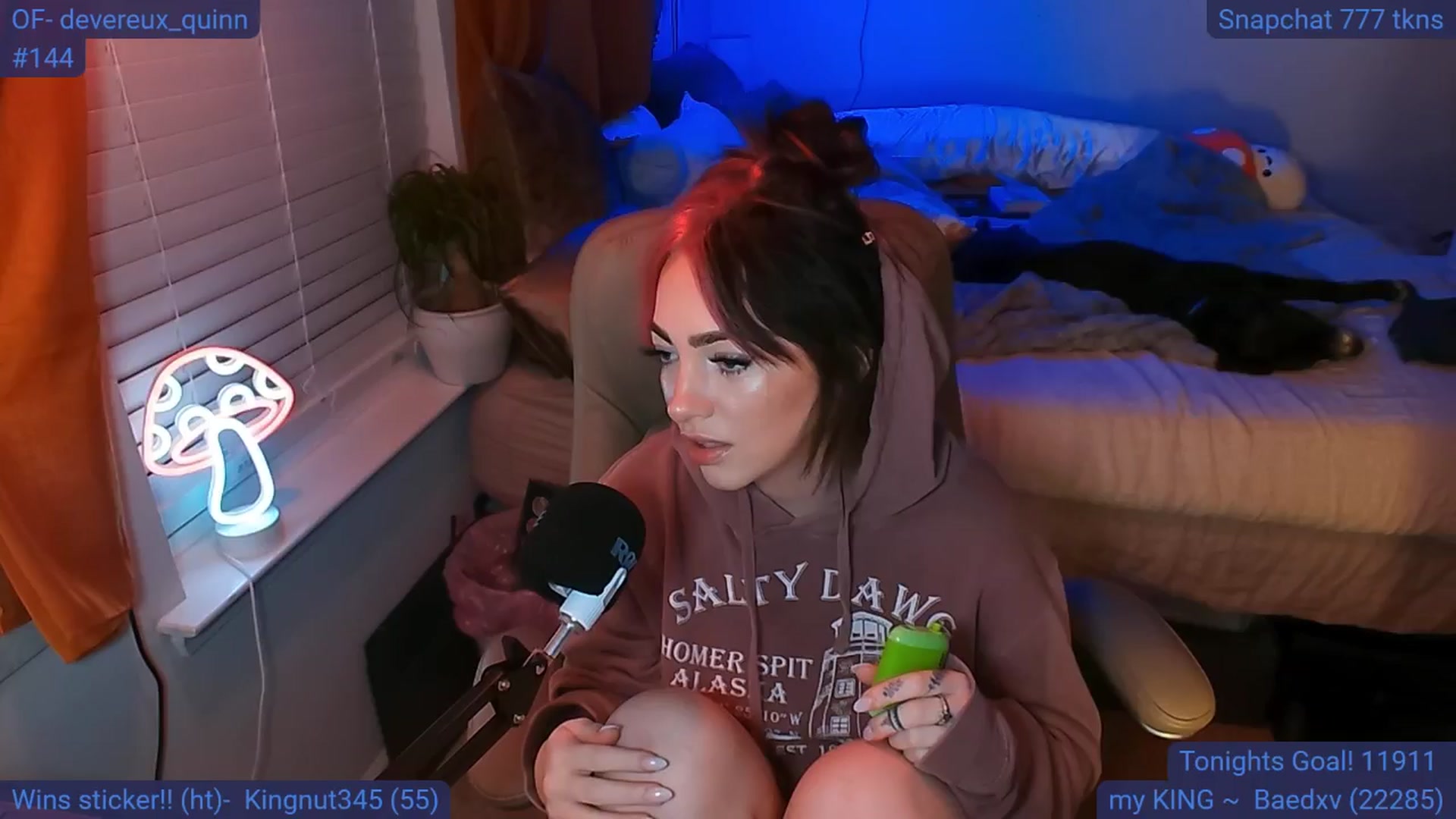 Gallery image thumbnail from DevereuxQ's myfreecams stream on, 07/27/2024, 06:01 image 4 of 20