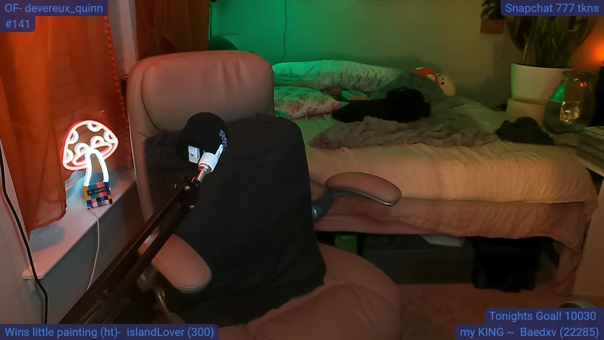 Gallery image thumbnail from DevereuxQ's myfreecams stream on, 07/27/2024, 06:01 image 20 of 20