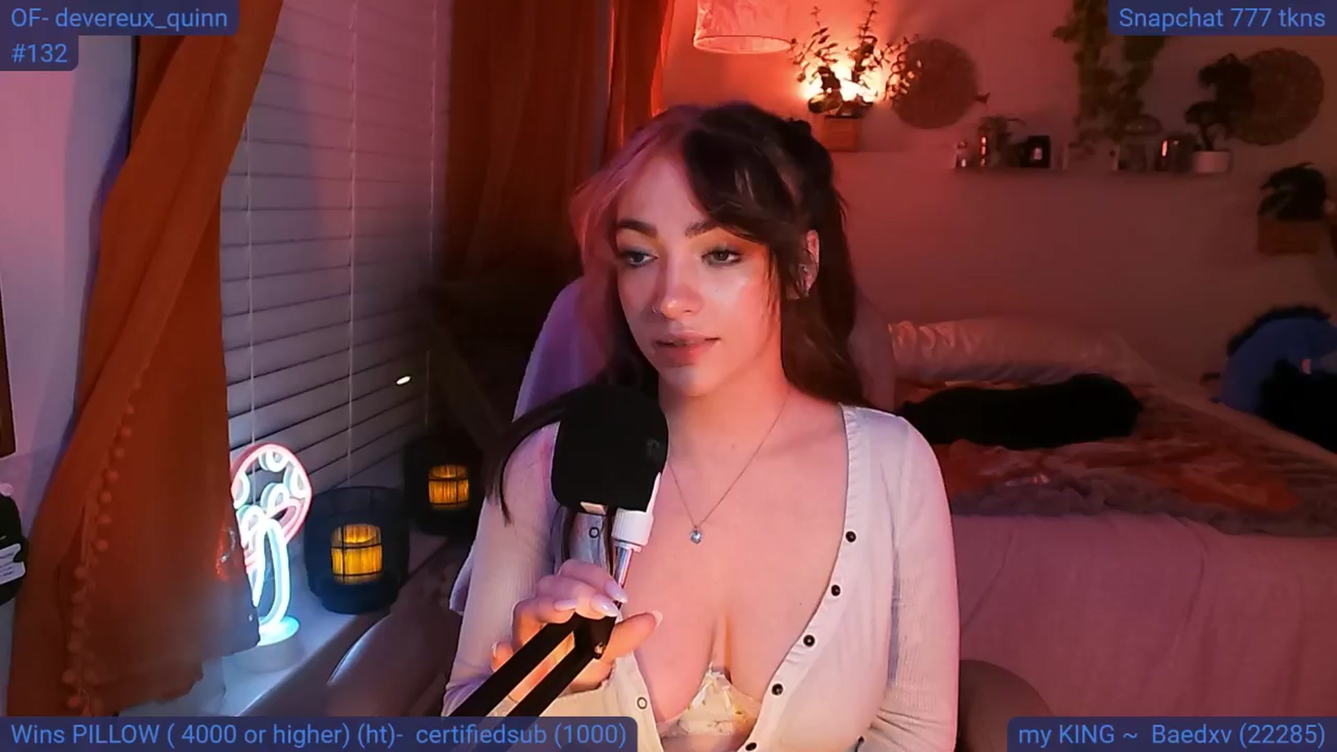Gallery image thumbnail from DevereuxQ's myfreecams stream on, 07/31/2024, 06:31 image 18 of 20