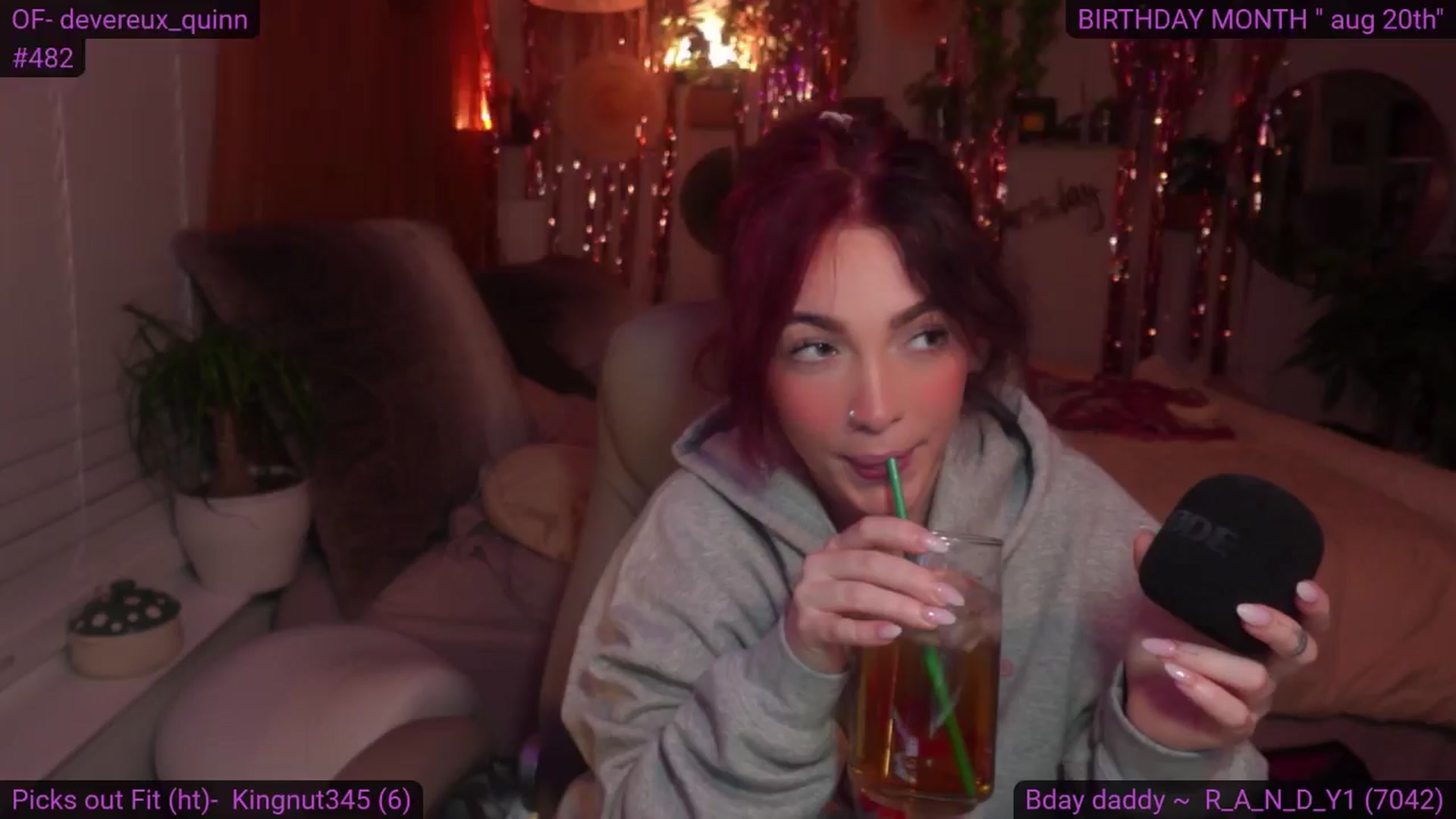 Gallery image thumbnail from DevereuxQ's myfreecams stream on, 08/13/2024, 07:07 image 1 of 20
