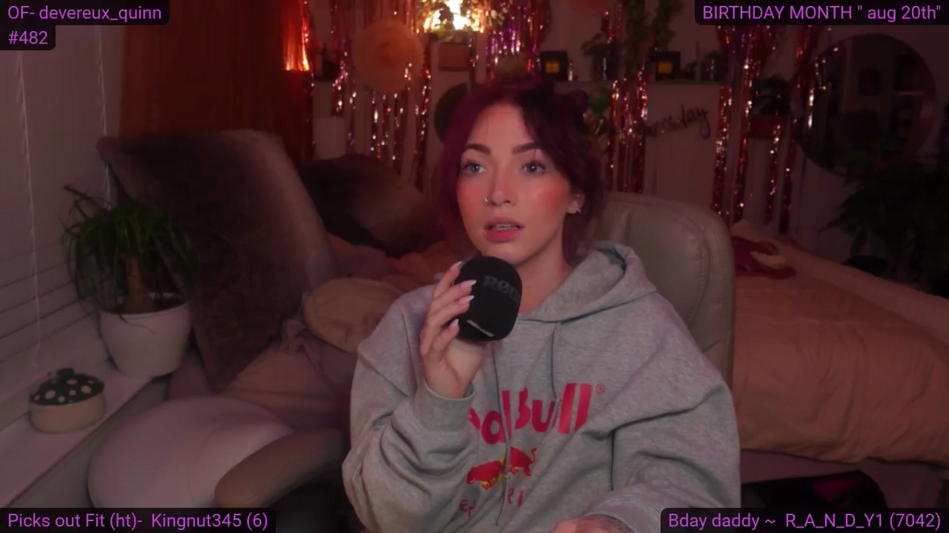 Gallery image thumbnail from DevereuxQ's myfreecams stream on, 08/13/2024, 07:07 image 2 of 20