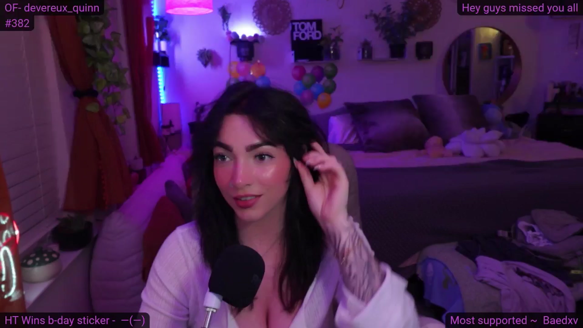Gallery image thumbnail from DevereuxQ's myfreecams stream on, 08/27/2024, 07:42 image 1 of 20