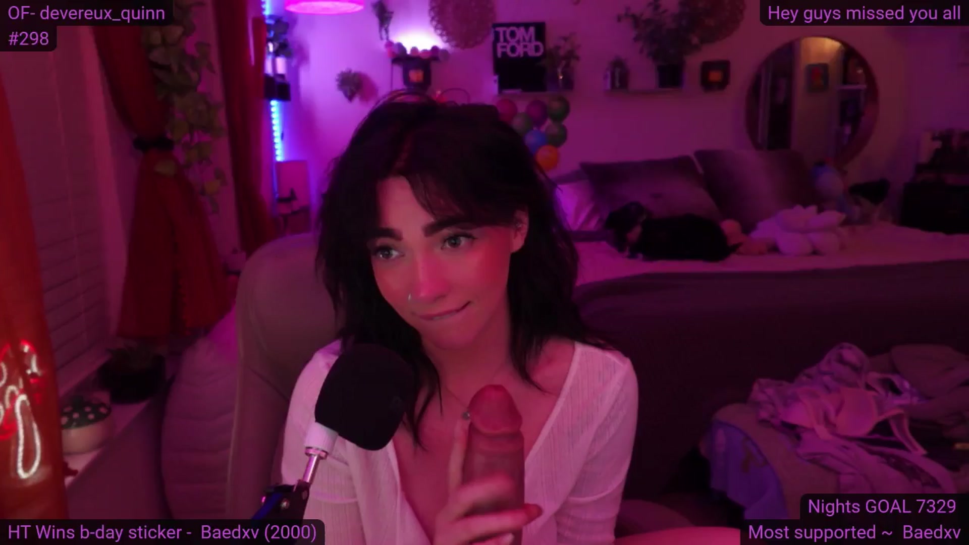 Gallery image thumbnail from DevereuxQ's myfreecams stream on, 08/27/2024, 08:33 image 18 of 20