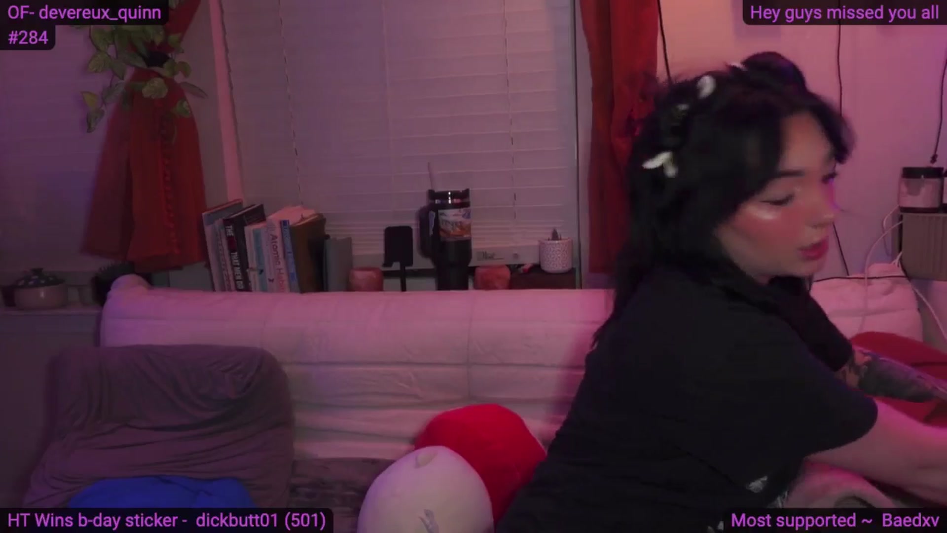 Gallery image thumbnail from DevereuxQ's myfreecams stream on, 08/28/2024, 06:05 image 14 of 20
