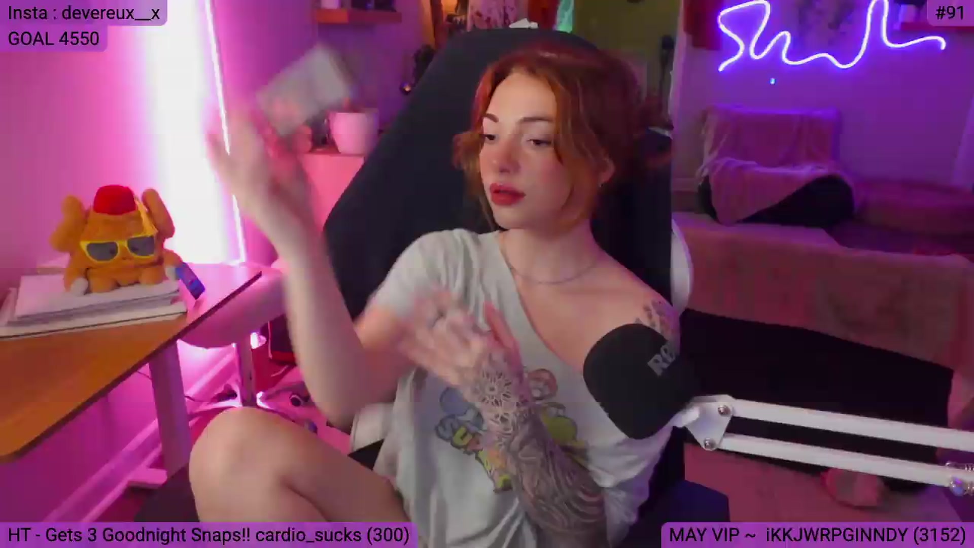 Gallery image thumbnail from DevereuxQ's myfreecams stream on, 05/07/2026, 24:01 image 5 of 20