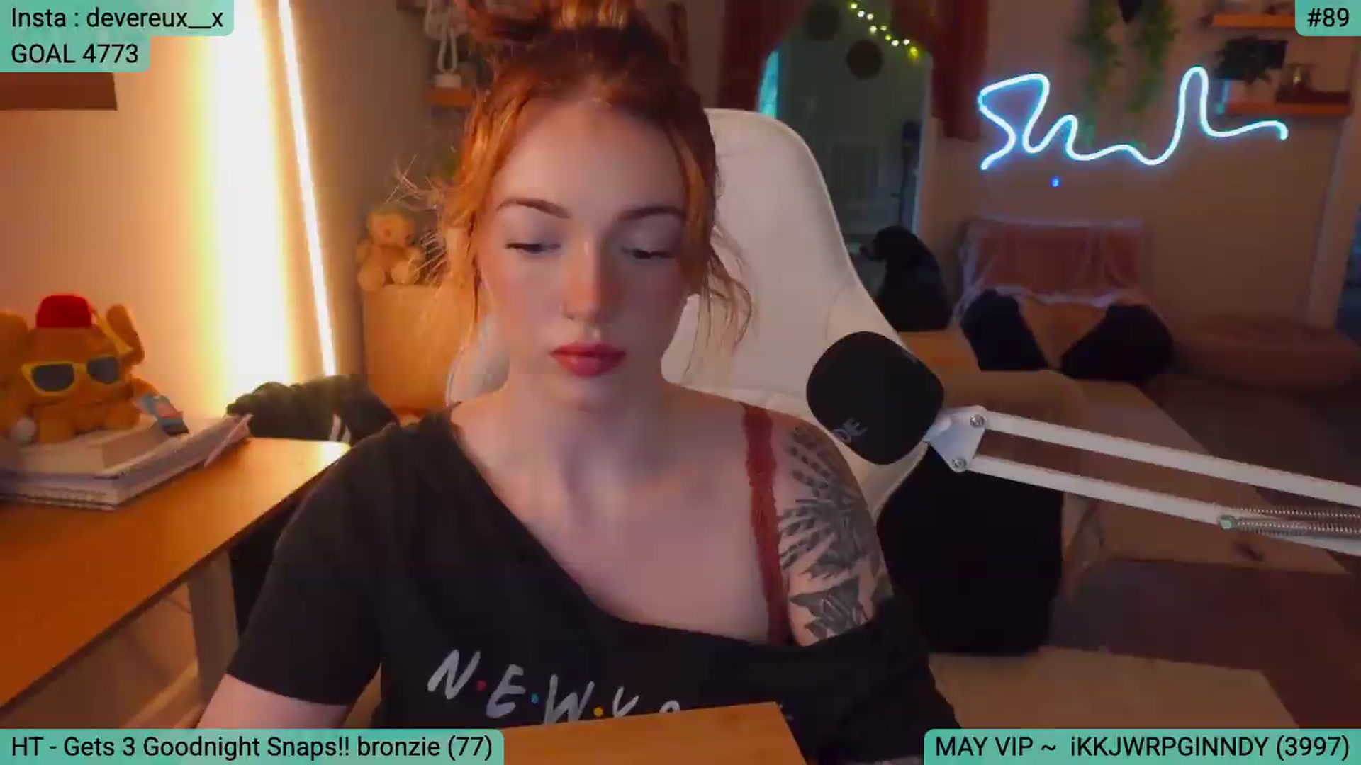 Gallery image thumbnail from DevereuxQ's myfreecams stream on, 05/08/2026, 24:47 image 4 of 20