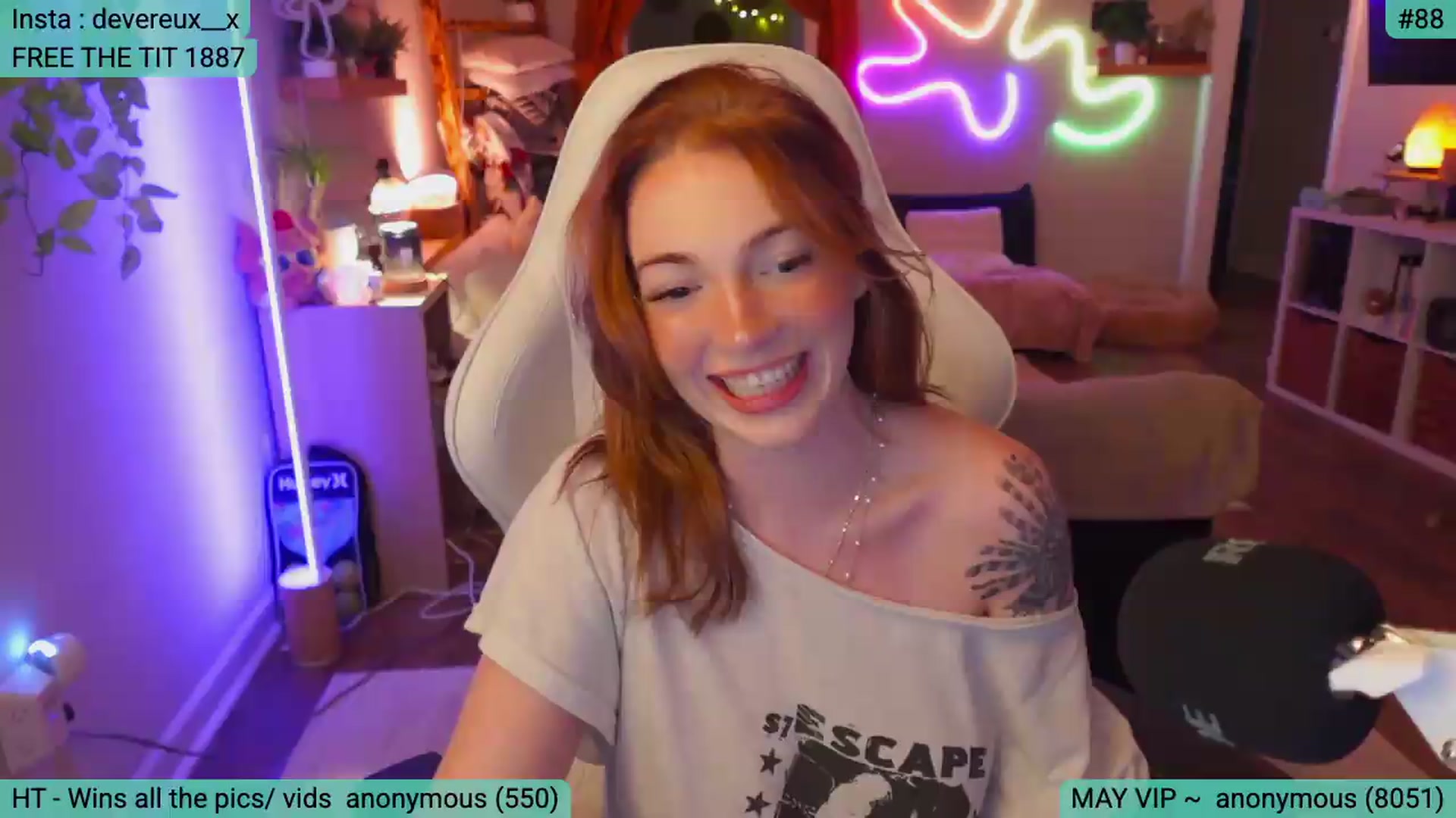 Gallery image thumbnail from DevereuxQ's myfreecams stream on, 05/27/2026, 01:40 image 1 of 20
