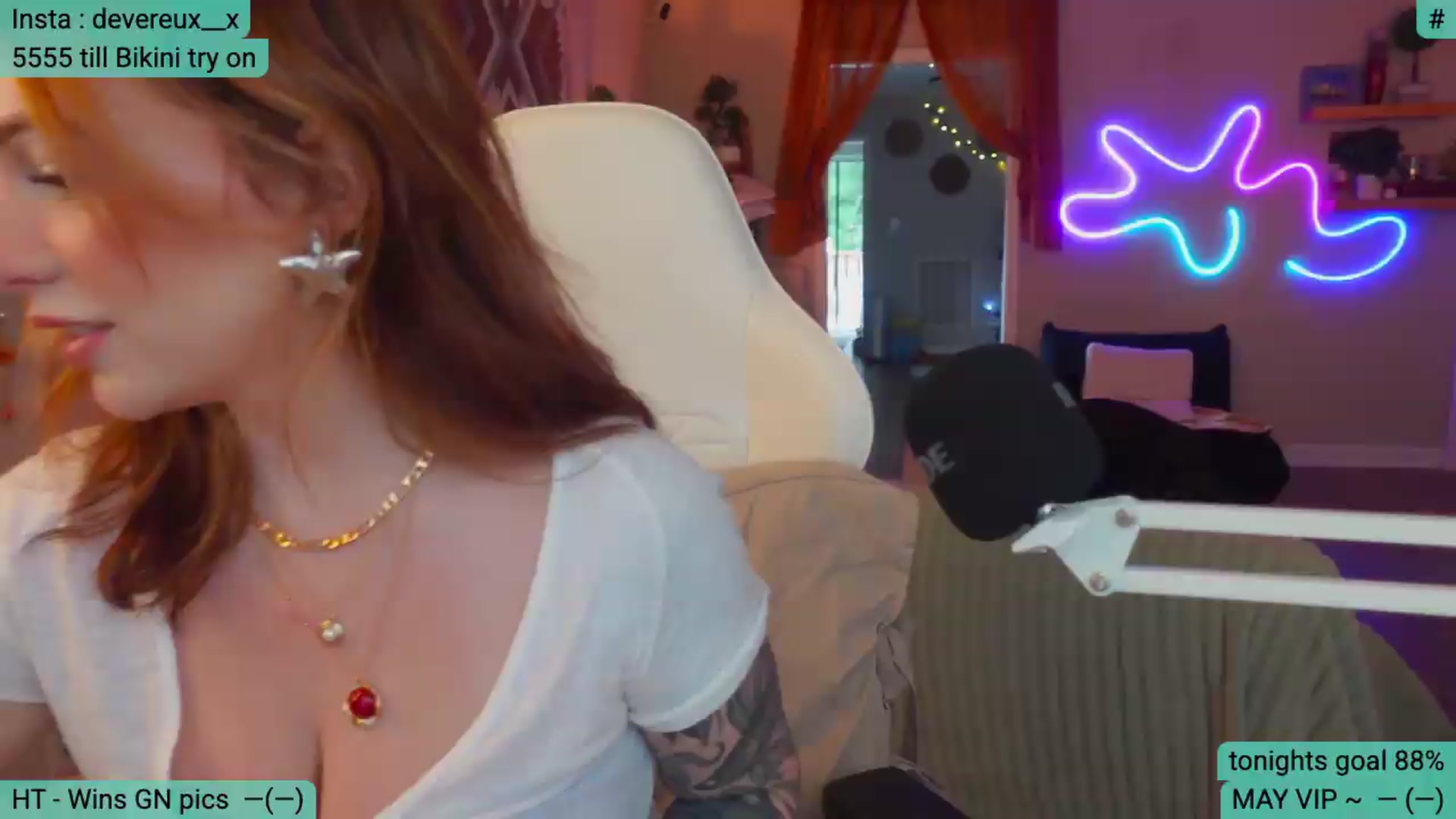 Gallery image thumbnail from DevereuxQ's myfreecams stream on, 06/02/2026, 24:01 image 1 of 20