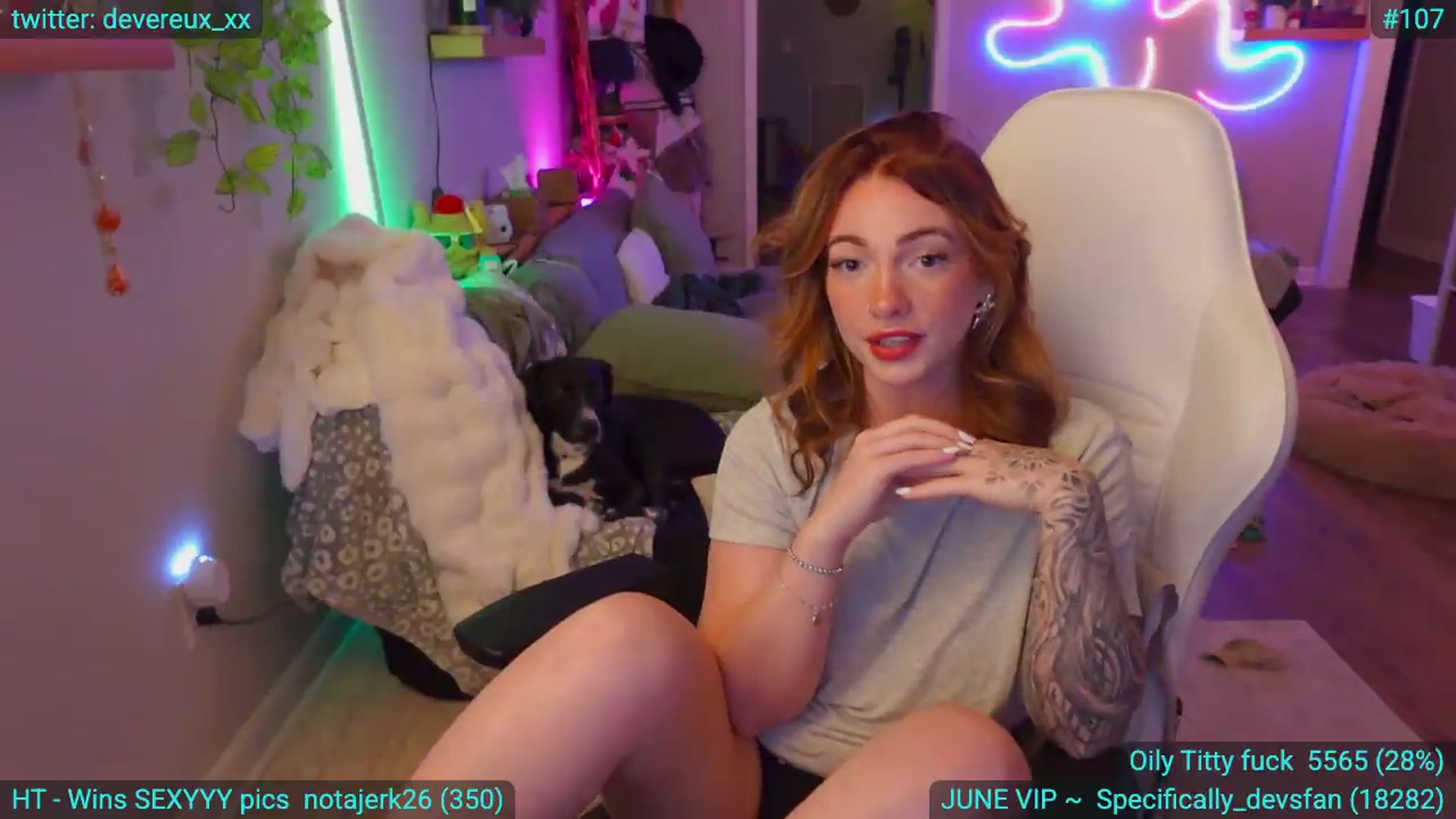 Gallery image thumbnail from DevereuxQ's myfreecams stream on, 06/19/2026, 02:09 image 12 of 20