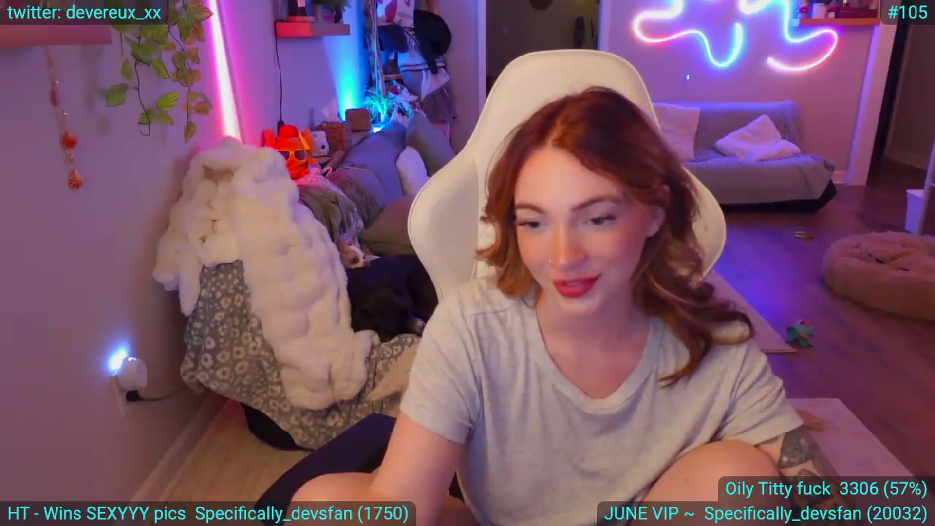 Gallery image thumbnail from DevereuxQ's myfreecams stream on, 06/19/2026, 02:09 image 19 of 20