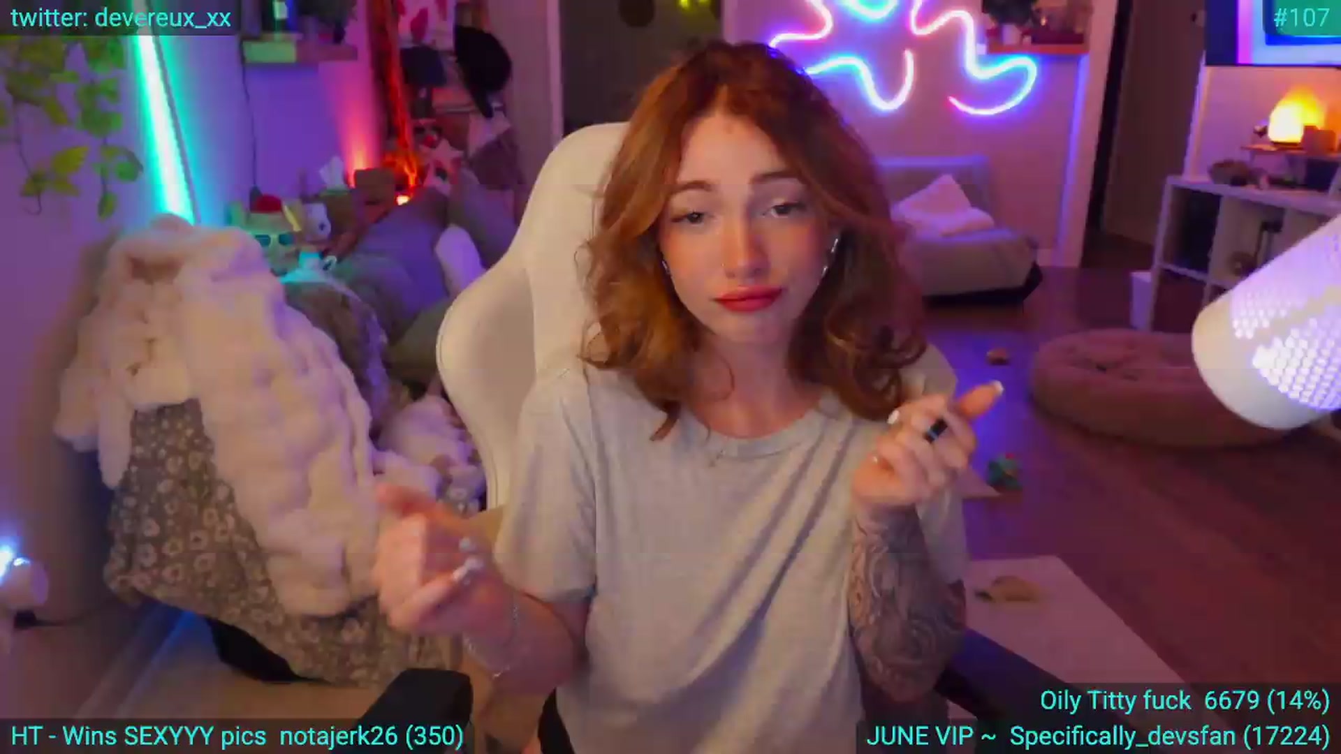 Gallery image thumbnail from DevereuxQ's myfreecams stream on, 06/19/2026, 02:09 image 2 of 20