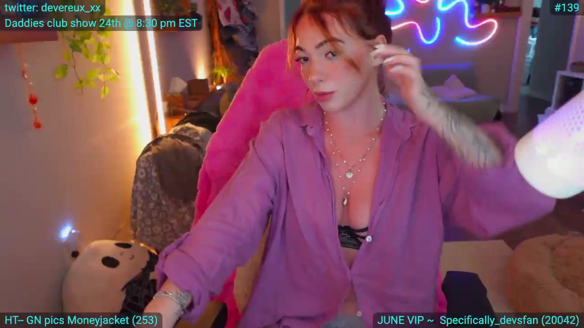 Gallery image thumbnail from DevereuxQ's myfreecams stream on, 06/23/2026, 24:53 image 2 of 20