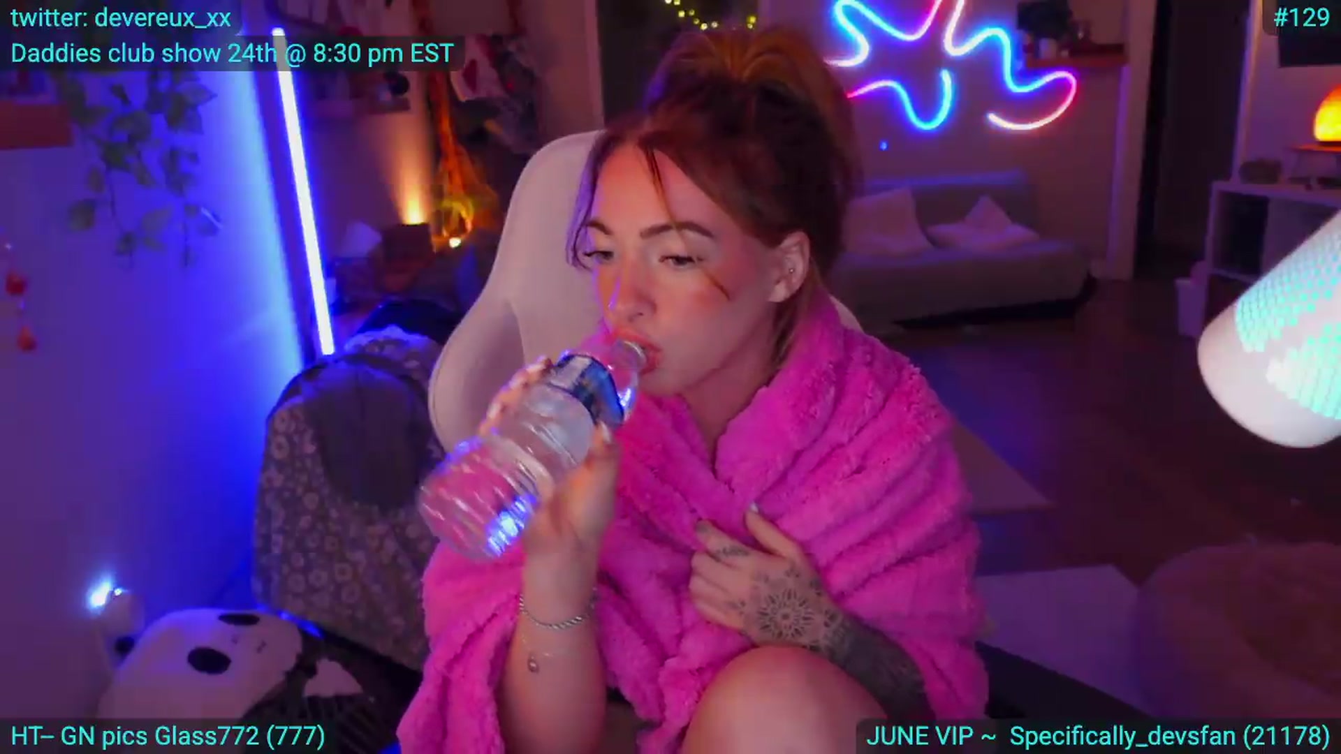 Gallery image thumbnail from DevereuxQ's myfreecams stream on, 06/23/2026, 02:34 image 7 of 20