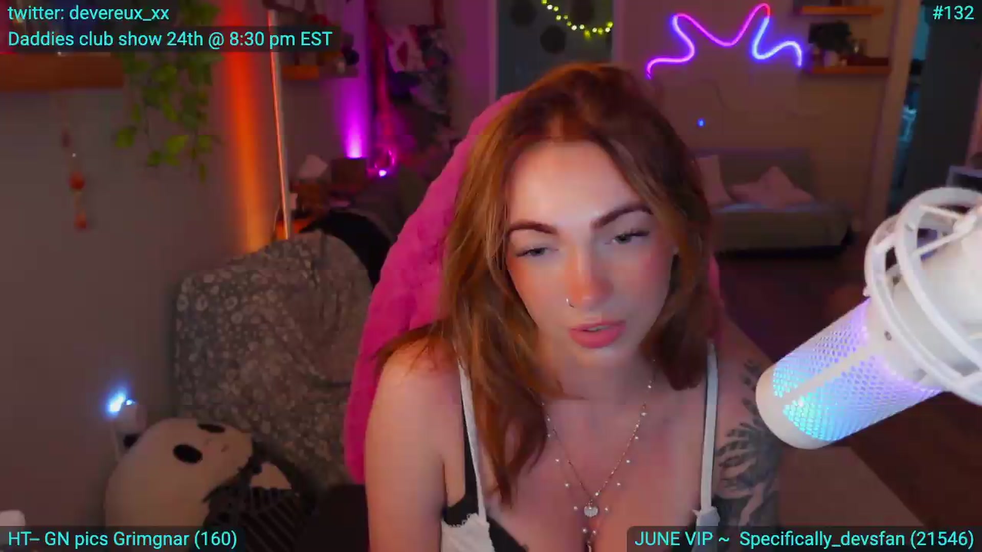 Gallery image thumbnail from DevereuxQ's myfreecams stream on, 06/24/2026, 24:41 image 8 of 20