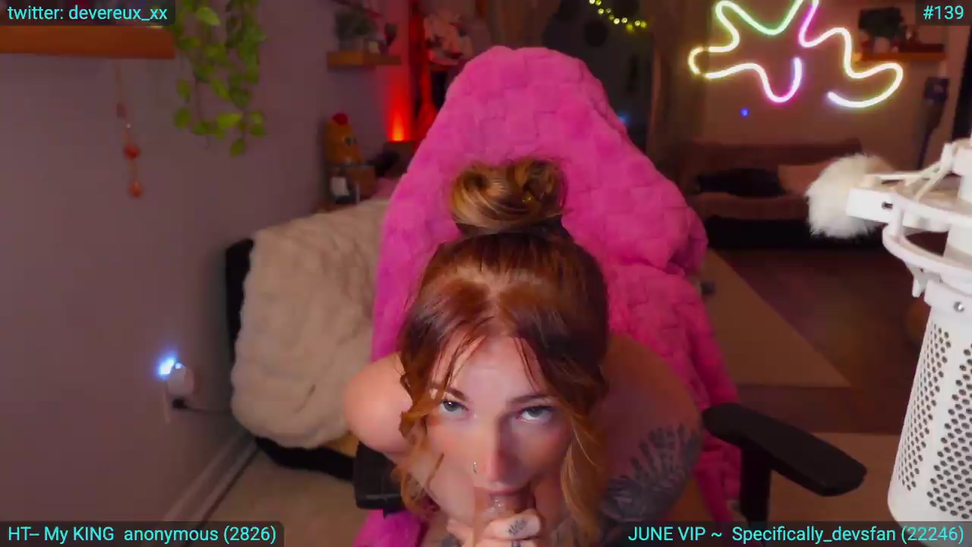 Gallery image thumbnail from DevereuxQ's myfreecams stream on, 06/30/2026, 02:39 image 14 of 20