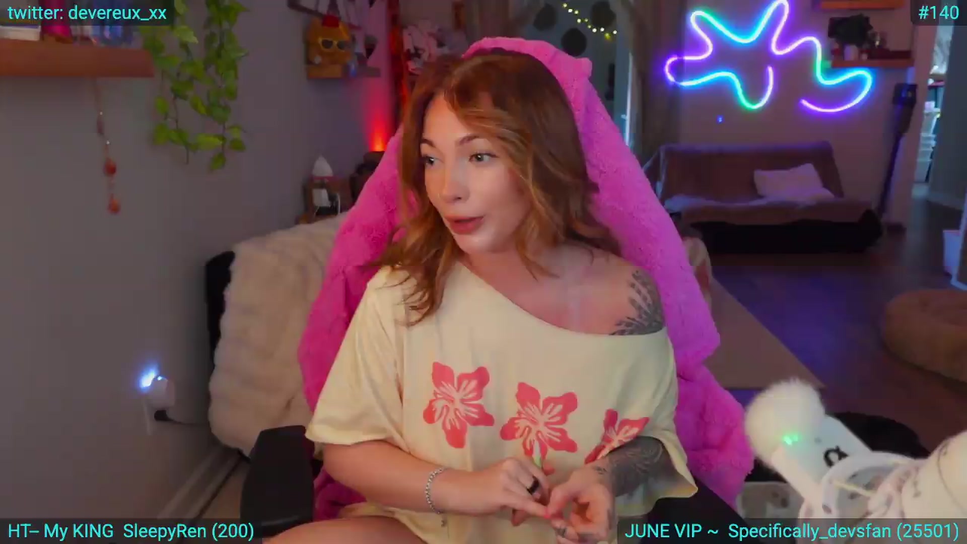 Gallery image thumbnail from DevereuxQ's myfreecams stream on, 07/01/2026, 24:02 image 3 of 20