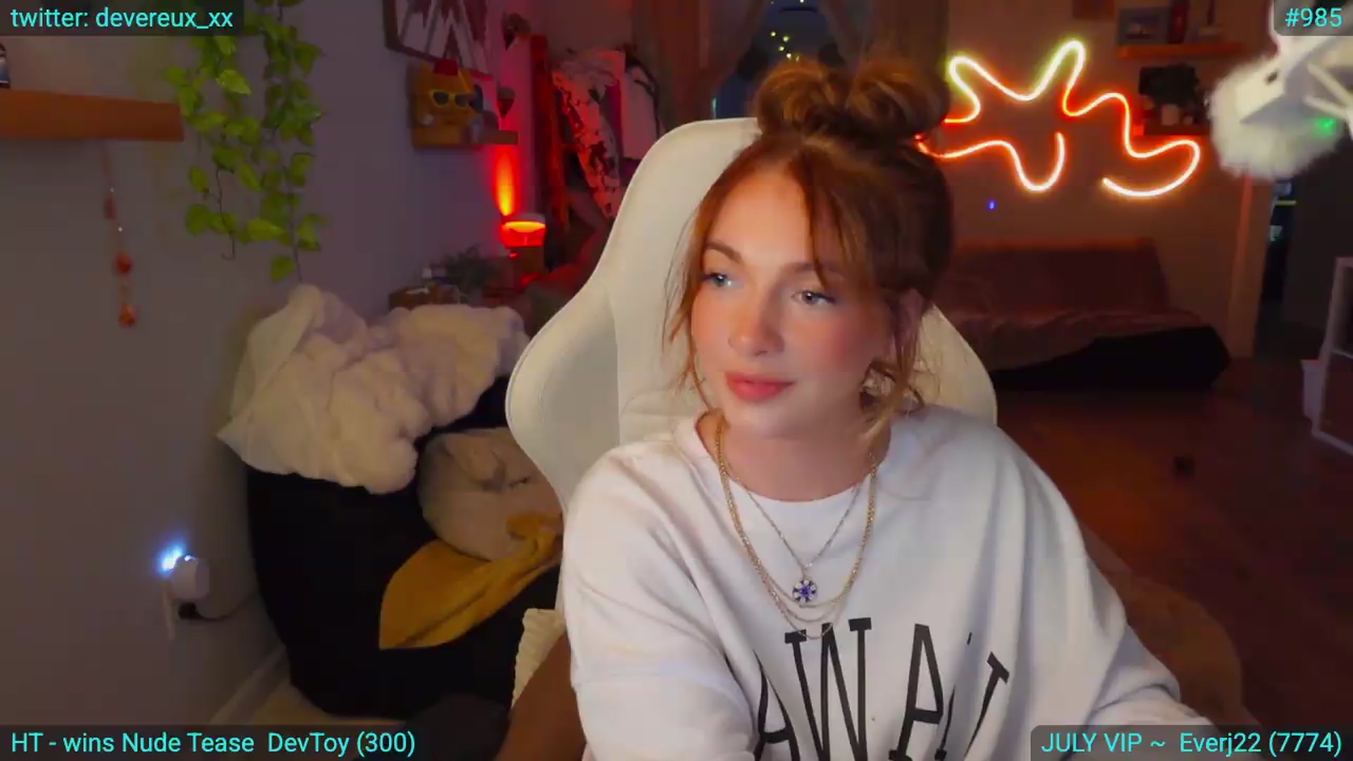 Gallery image thumbnail from DevereuxQ's myfreecams stream on, 07/14/2026, 24:01 image 8 of 20