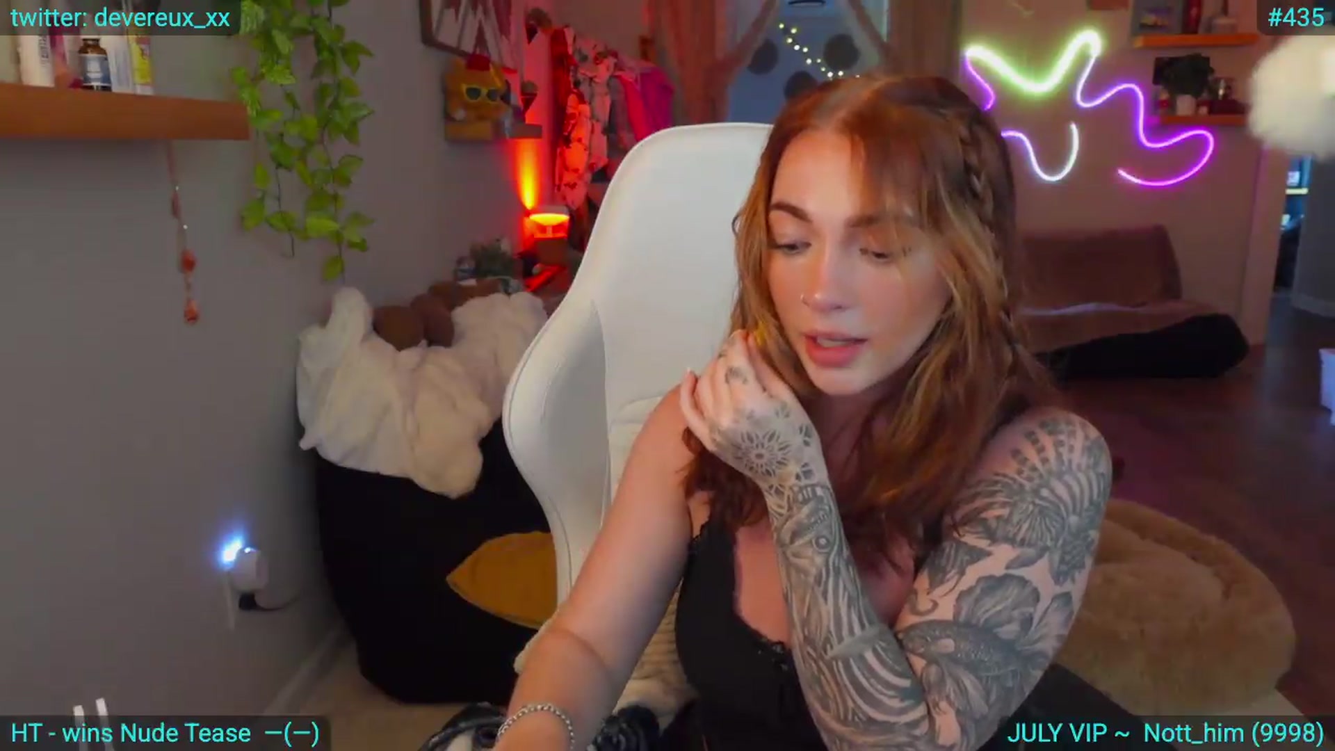 Gallery image thumbnail from DevereuxQ's myfreecams stream on, 07/16/2026, 02:00 image 2 of 20